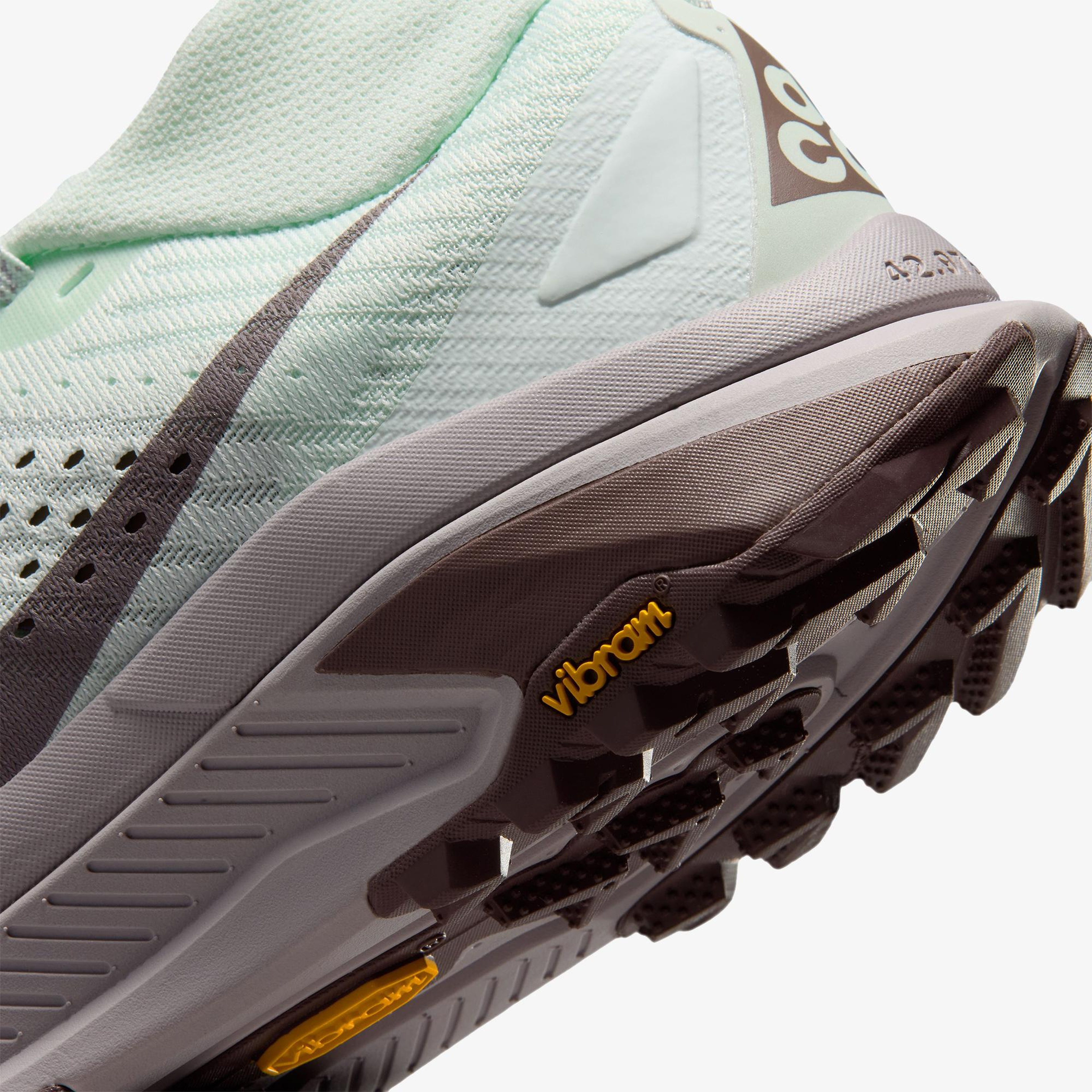 Nike ACG Zegama Trail Kadın Yeşil Koşu Ayakkabısı