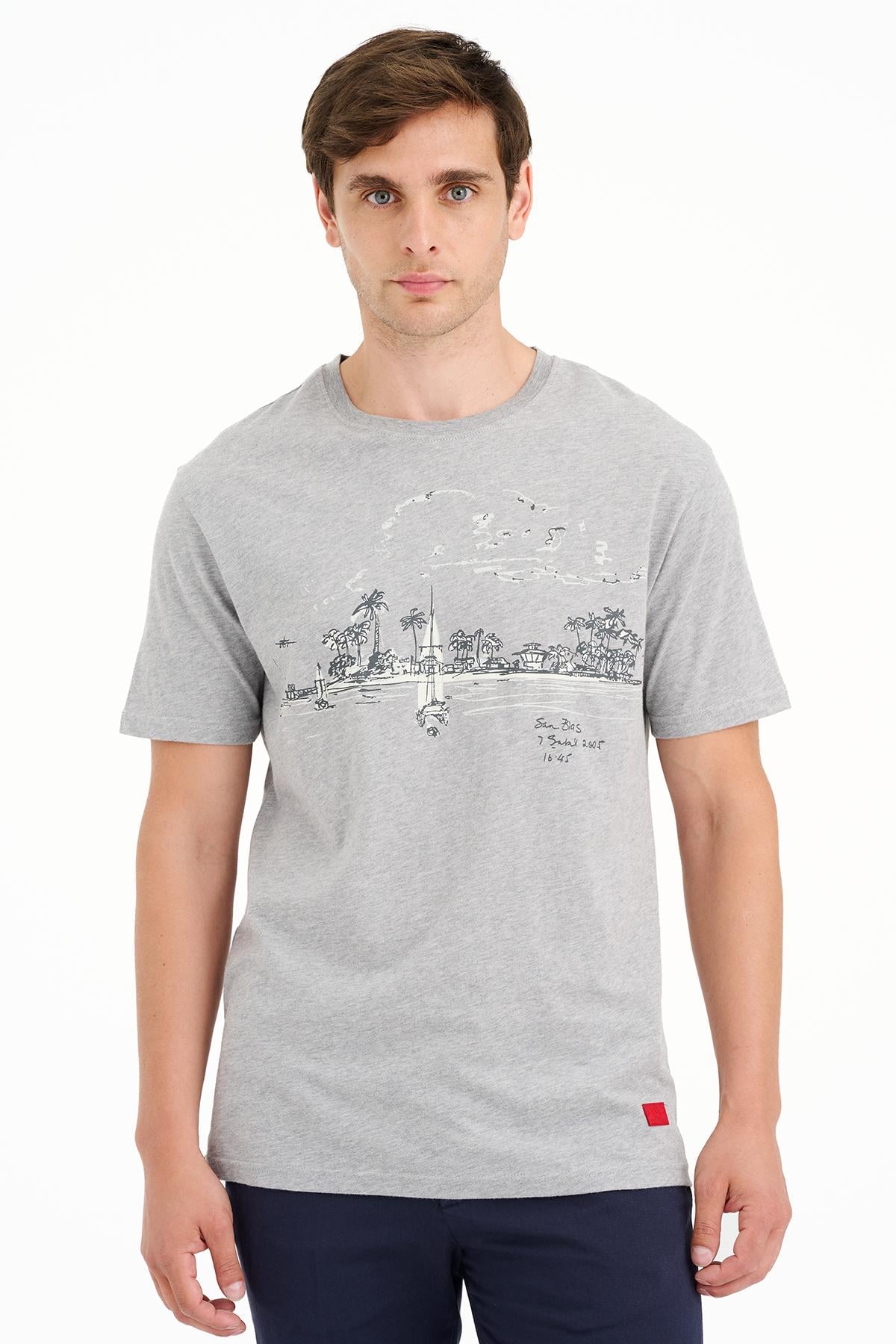 Erkek Gri St Blas Baskılı Bisiklet Yaka T-Shirt