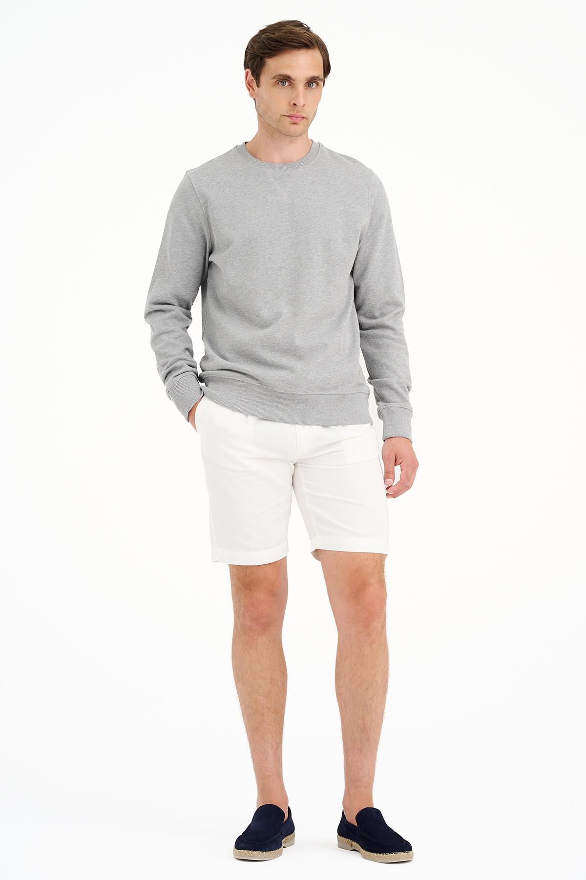 Erkek Gri Bisiklet Yaka Basic Sweatshirt