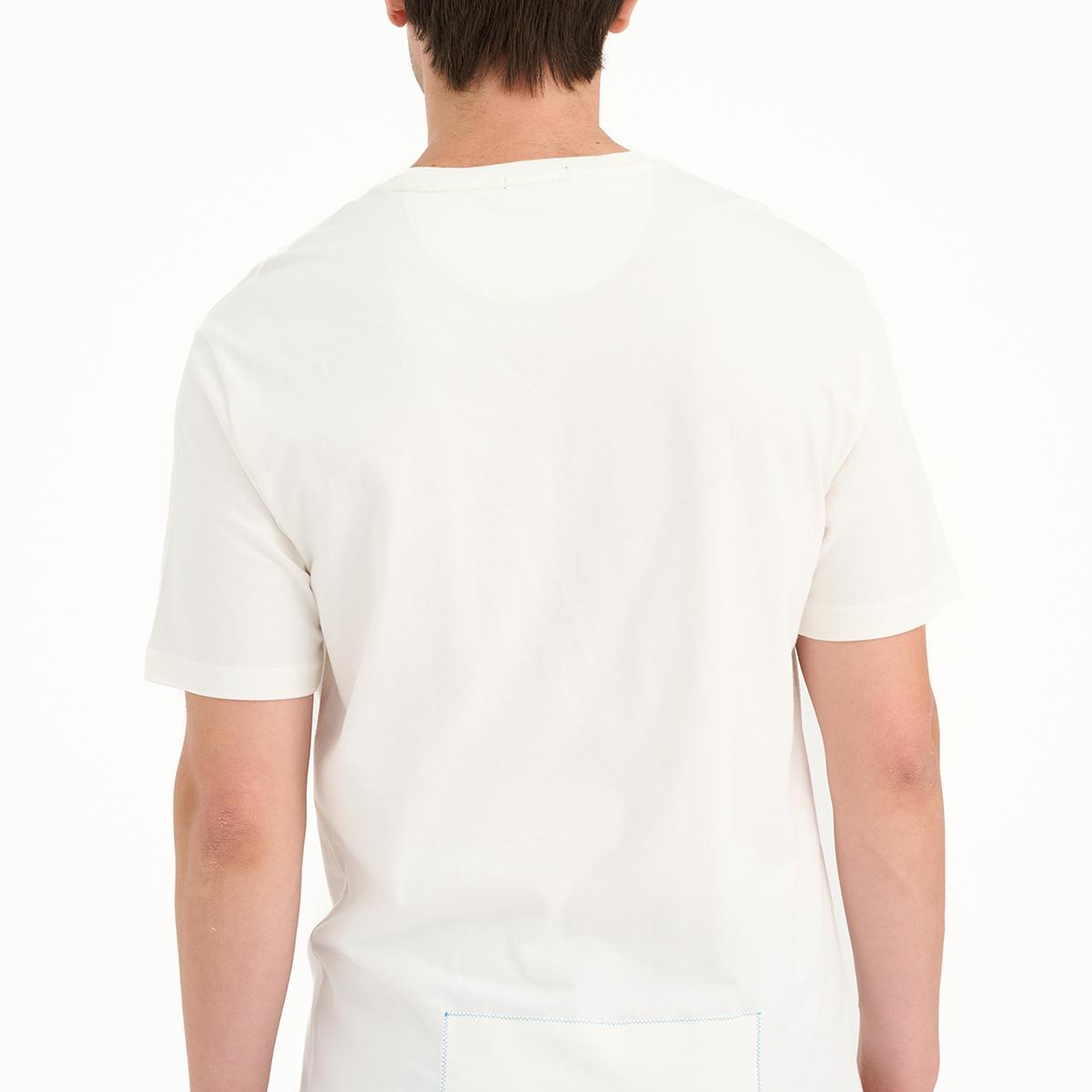 Erkek Beyaz St Blas Baskılı Bisiklet Yaka  T-Shirt