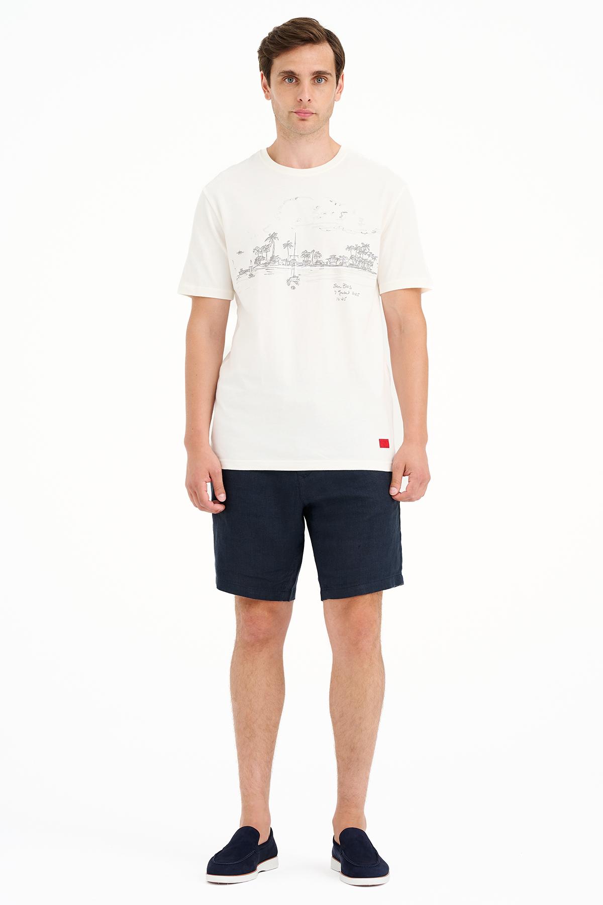 Erkek Beyaz St Blas Baskılı Bisiklet Yaka T-Shirt