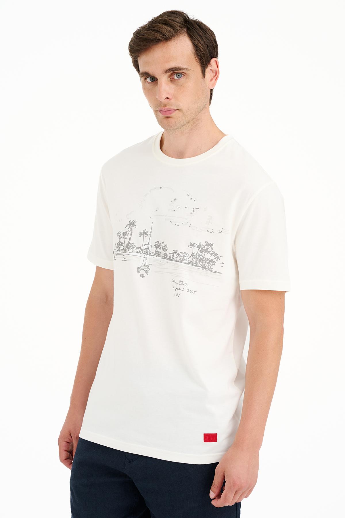 Erkek Beyaz St Blas Baskılı Bisiklet Yaka T-Shirt