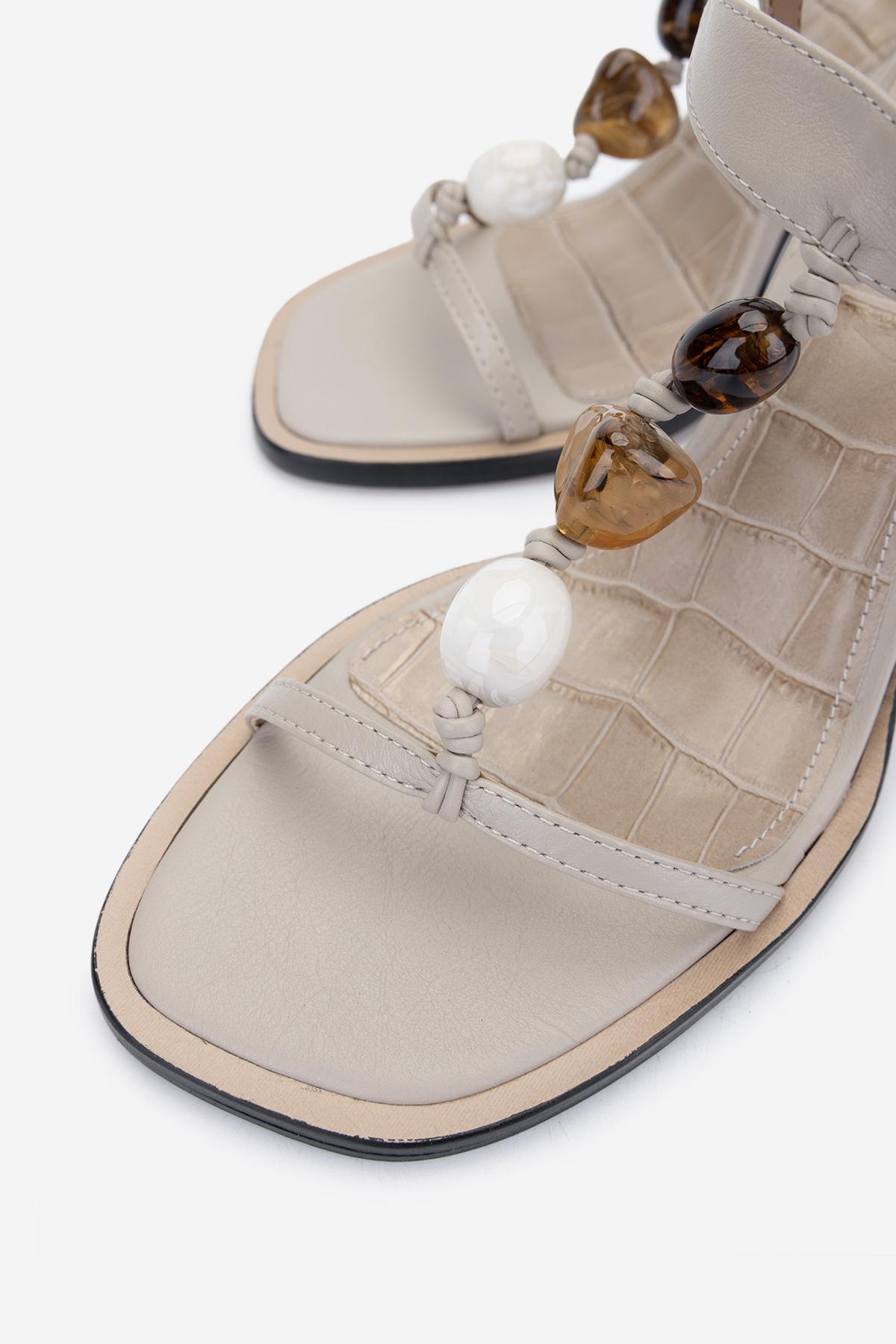 Valmenti Kadın Hakiki Deri Bej Topuklu Ayakkabı