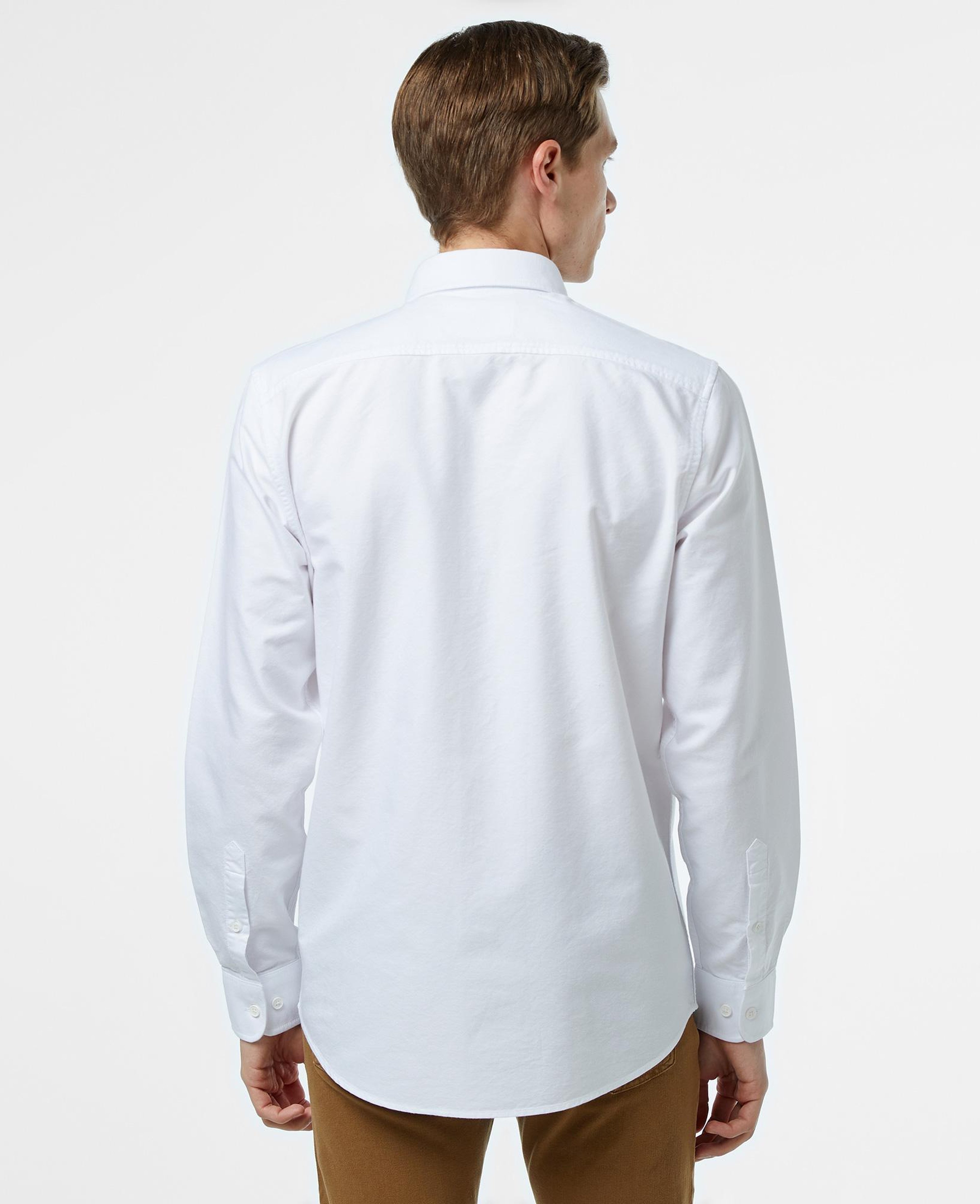 Erkek Slim Fit Düğmeli Yaka Beyaz Gömlek