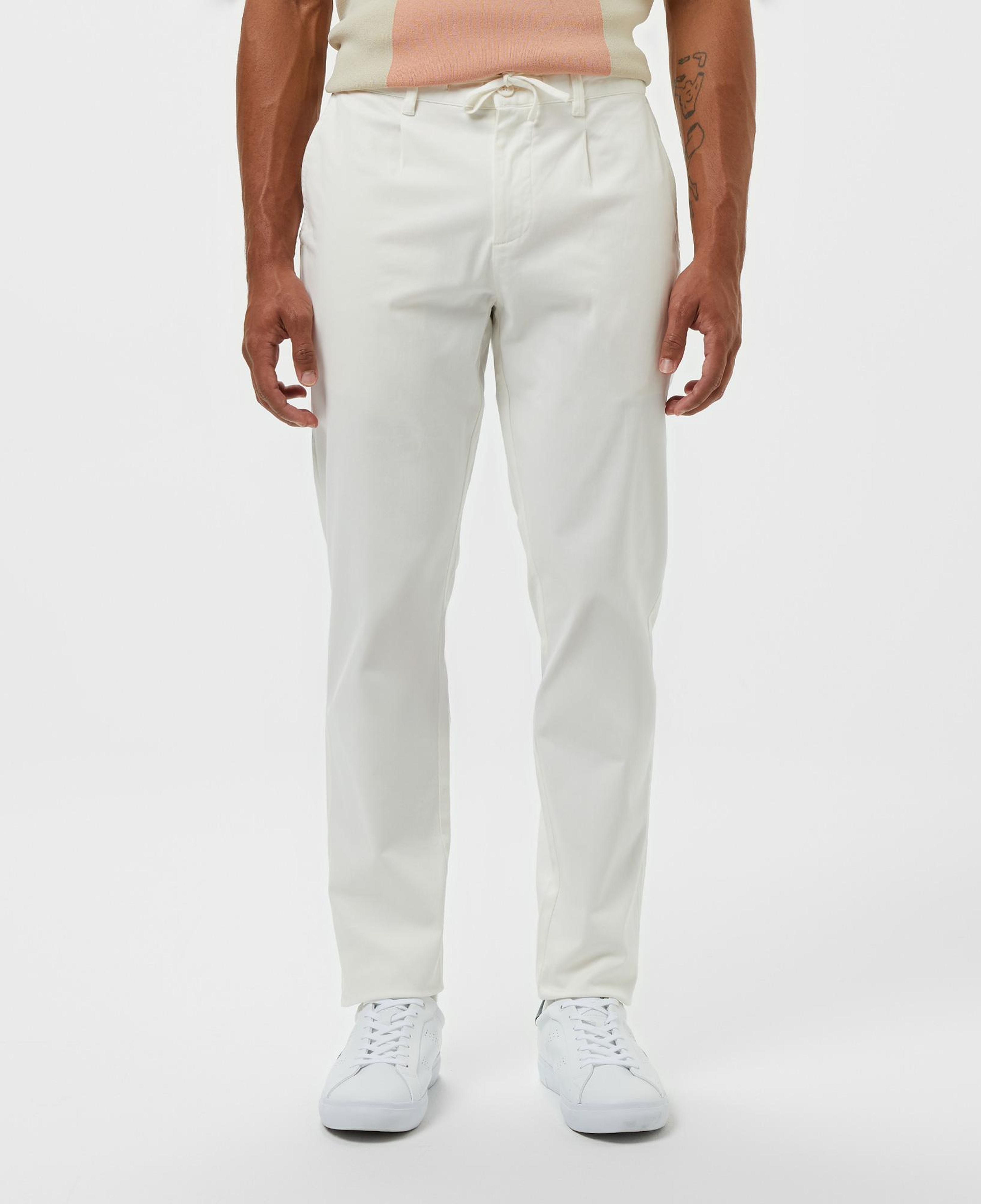 Erkek Tapered Fit Beyaz Pantolon