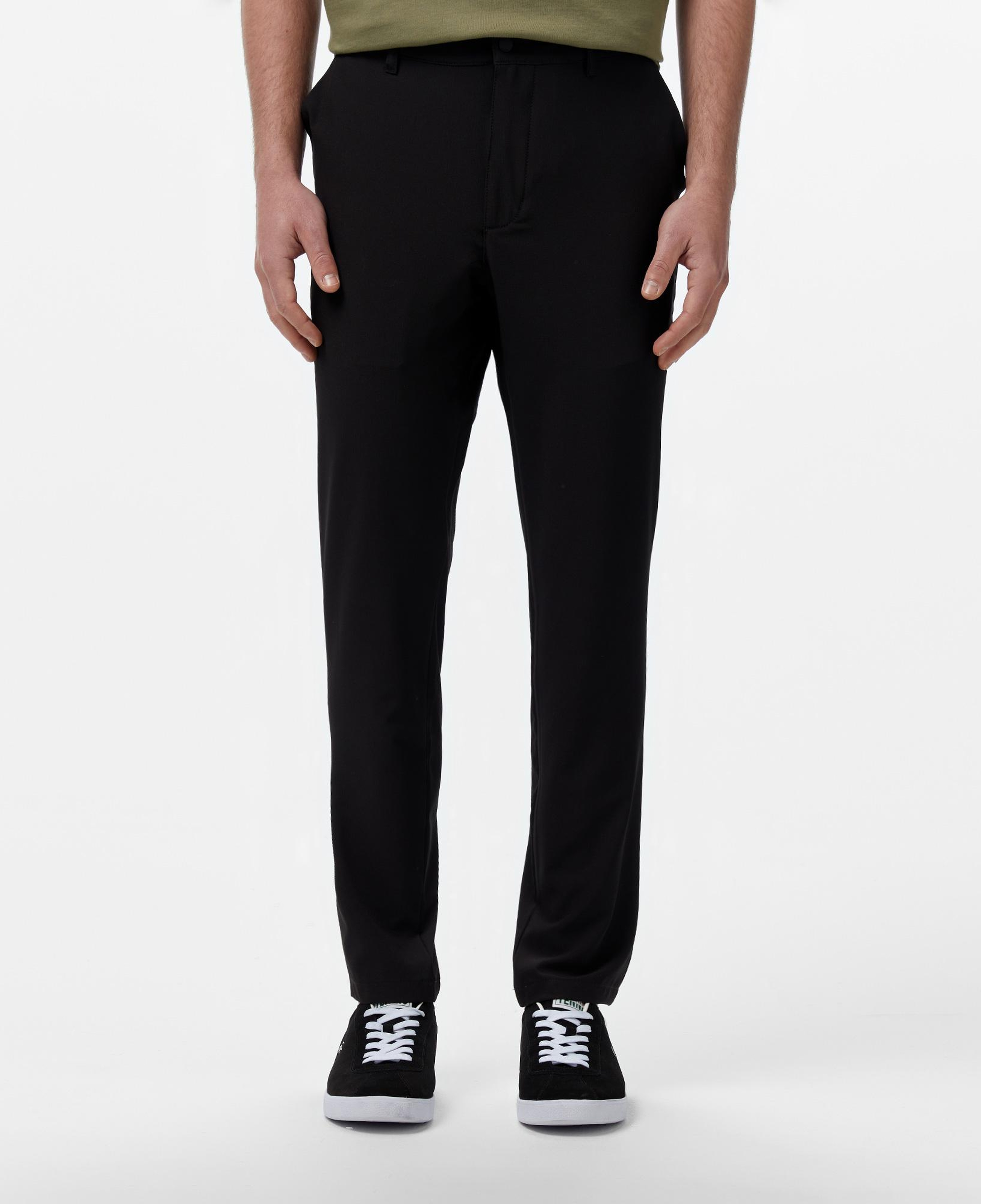 Erkek Tapered Fit Siyah Pantolon