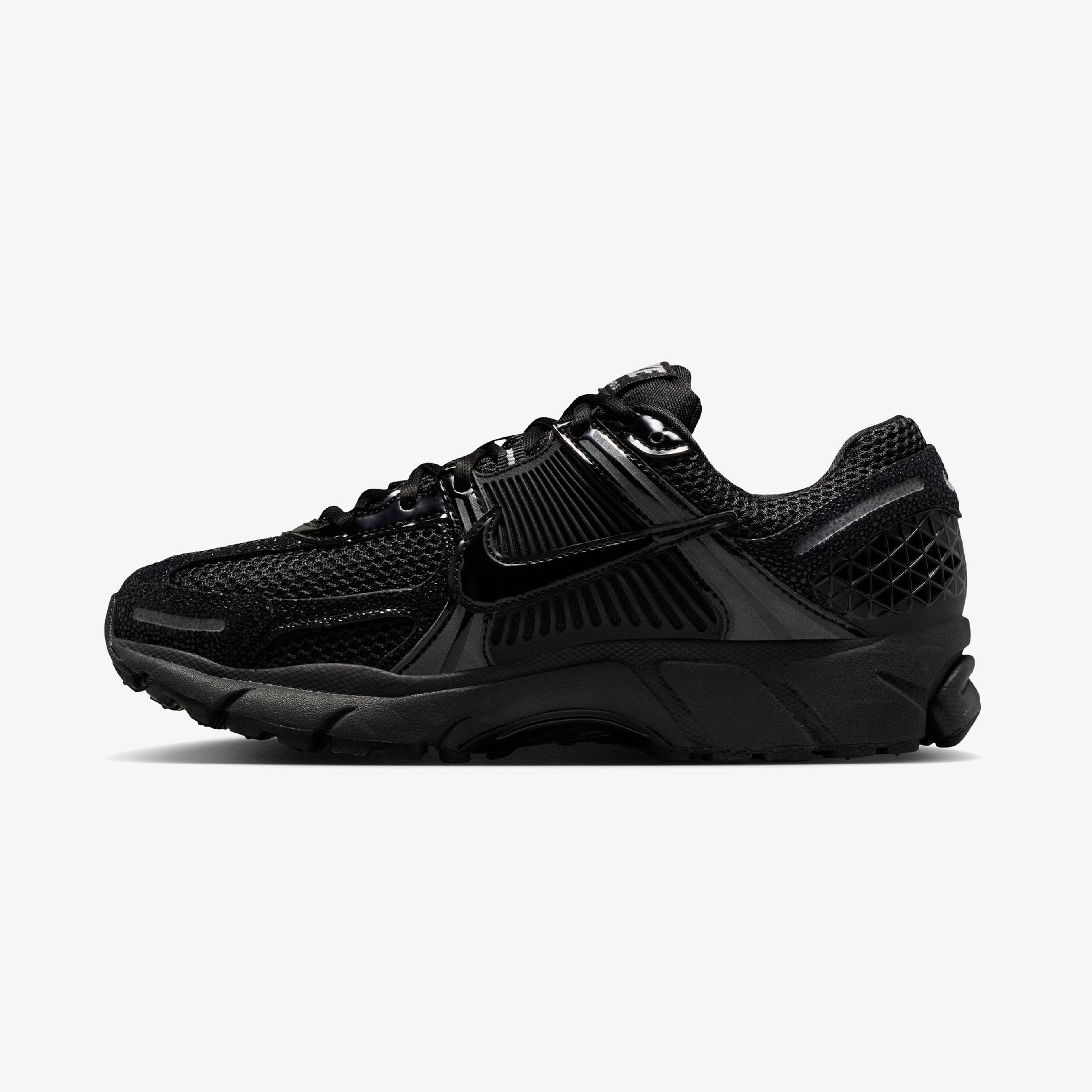 Nike Zoom Vomero 5 Kadın Siyah Spor Ayakkabı