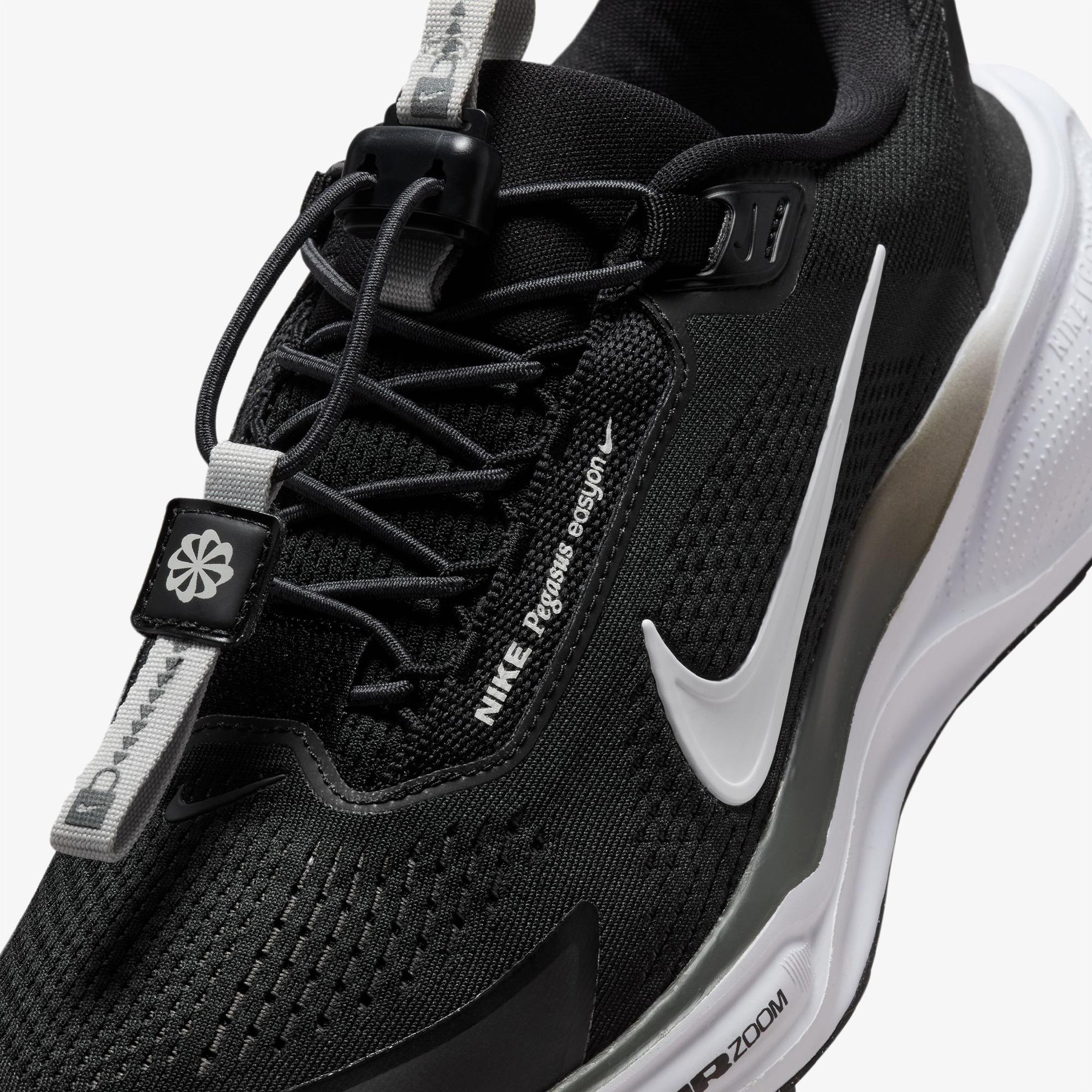 Nike Pegasus EasyOn Kadın Siyah Koşu Ayakkabısı