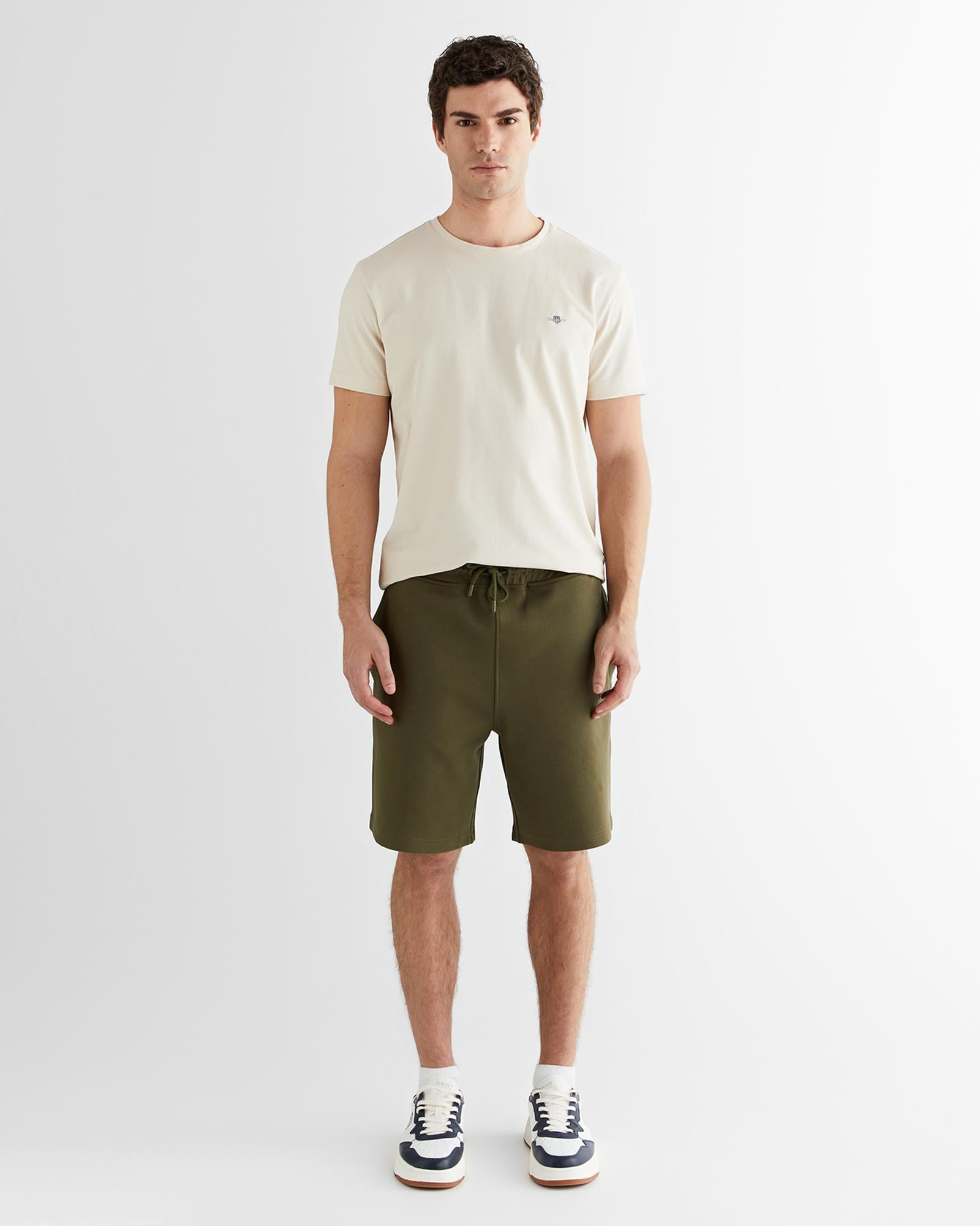 GANT Erkek Yeşil Regular Fit Logolu Şort