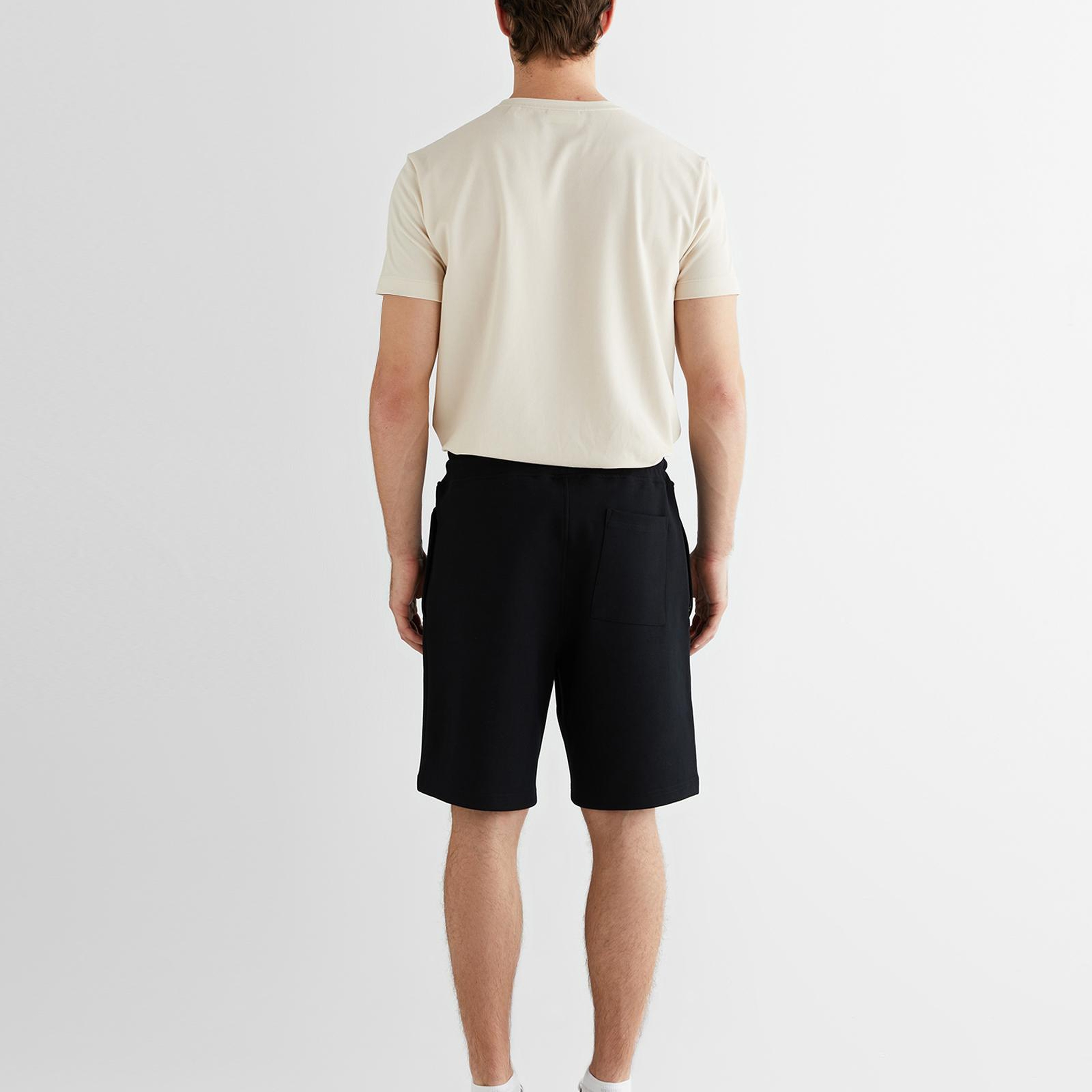 GANT Erkek Siyah Regular Fit Logolu Şort