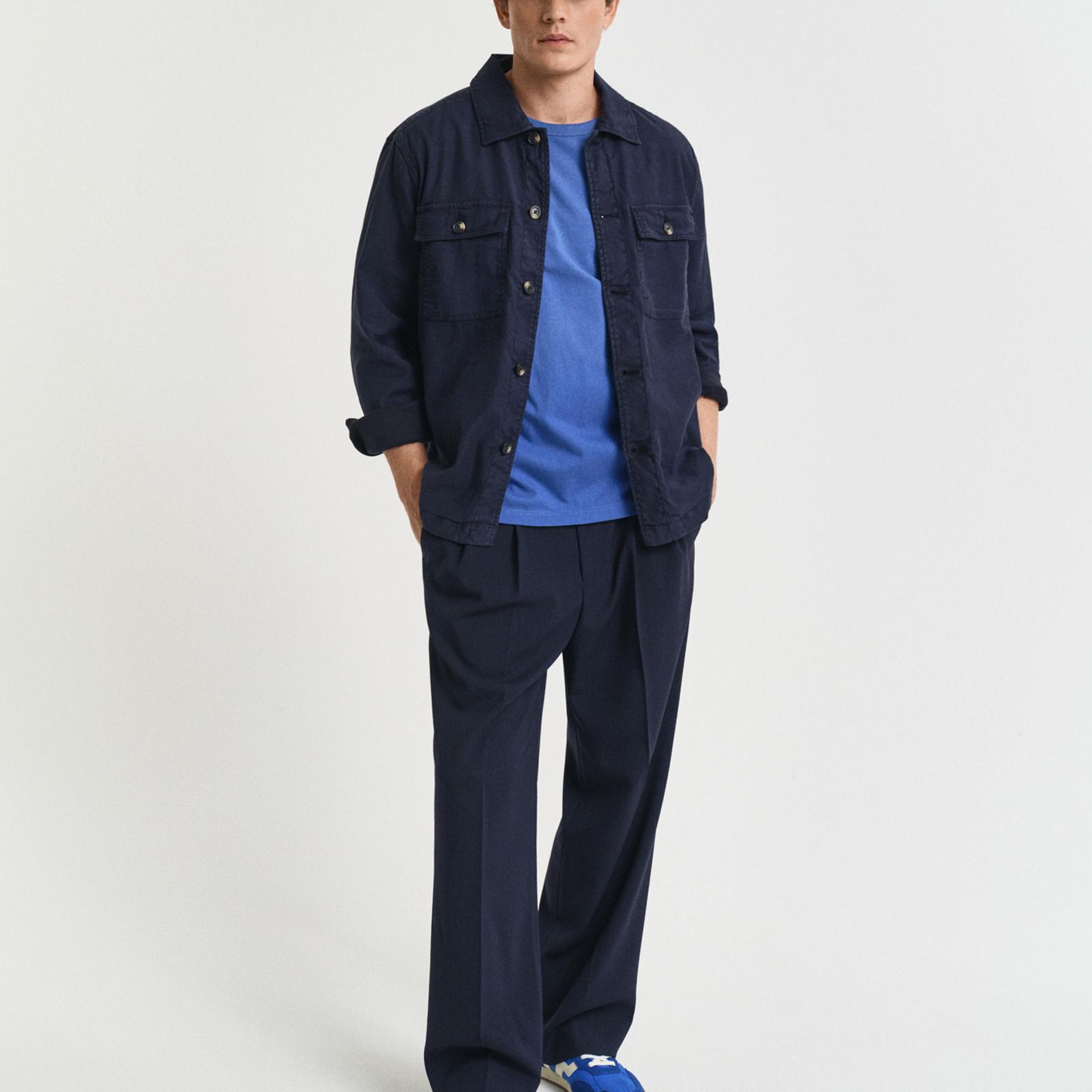 GANT Erkek Mavi Relaxed Fit Bisiklet Yaka Logolu T-Shirt