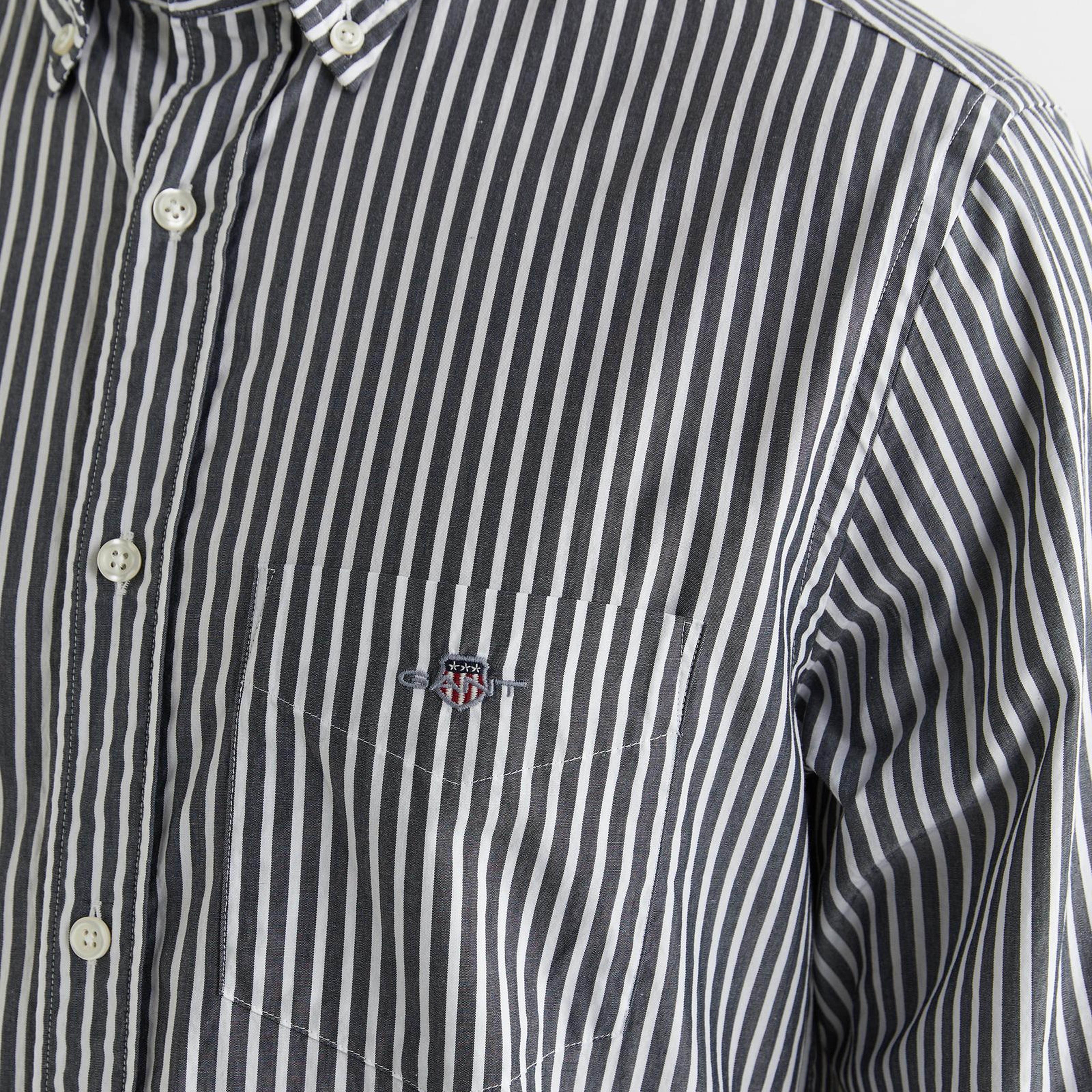 GANT Erkek Siyah Regular Fit Düğmeli Yaka Çizgili Poplin Gömlek