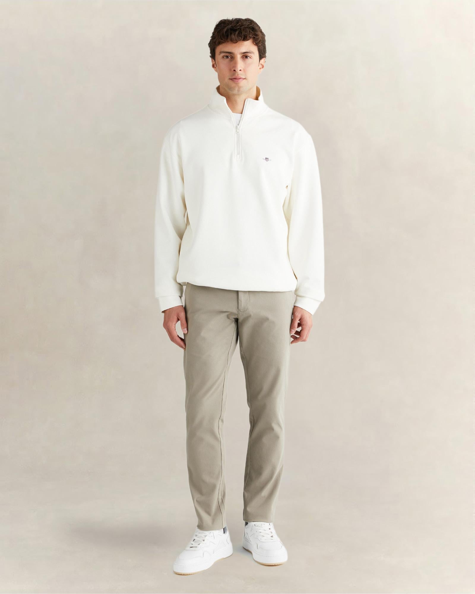 GANT Erkek Beyaz Relaxed Fit Yarım Fermuarlı Sweatshirt