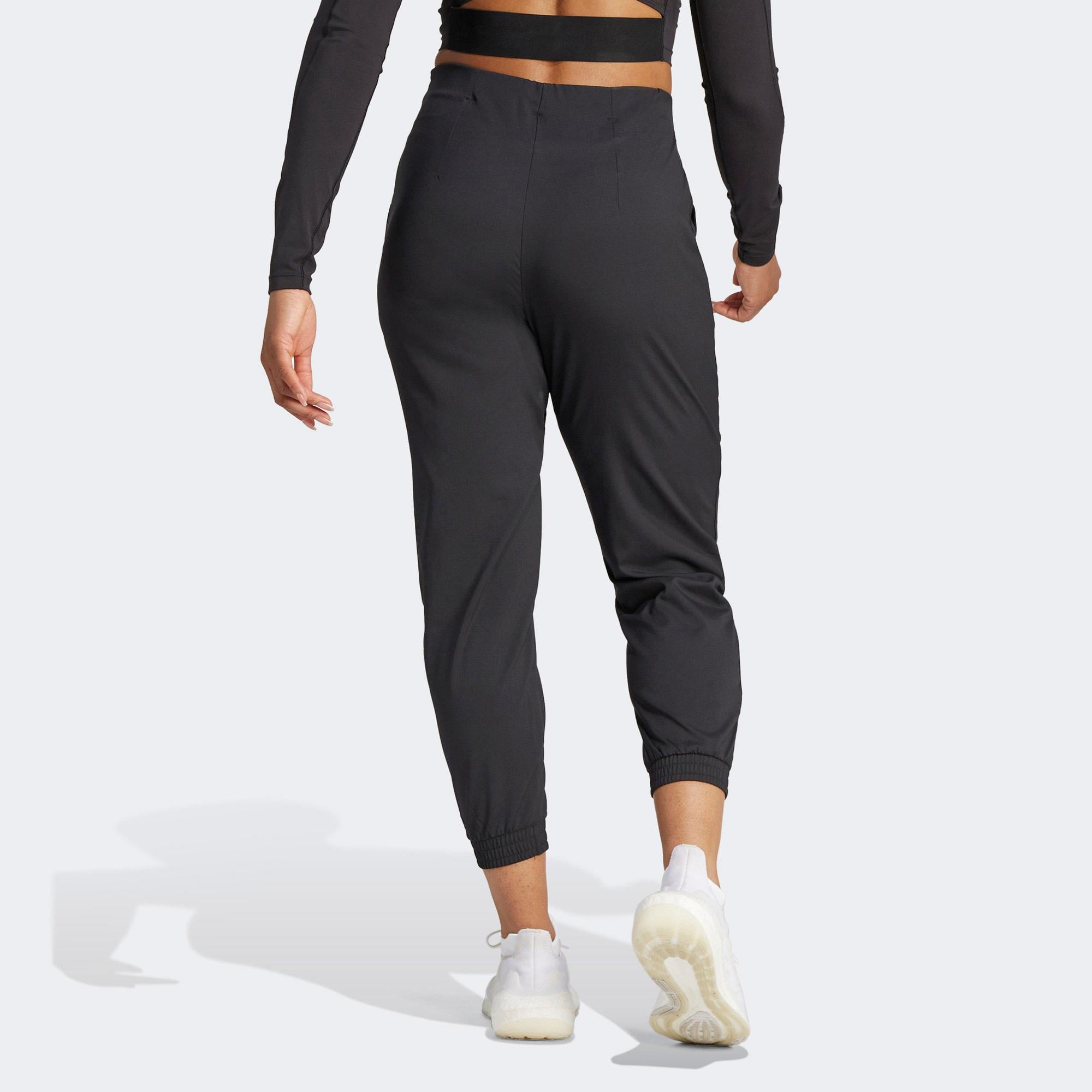 adidas Aeroready Train Essentials Kadın Siyah Tayt