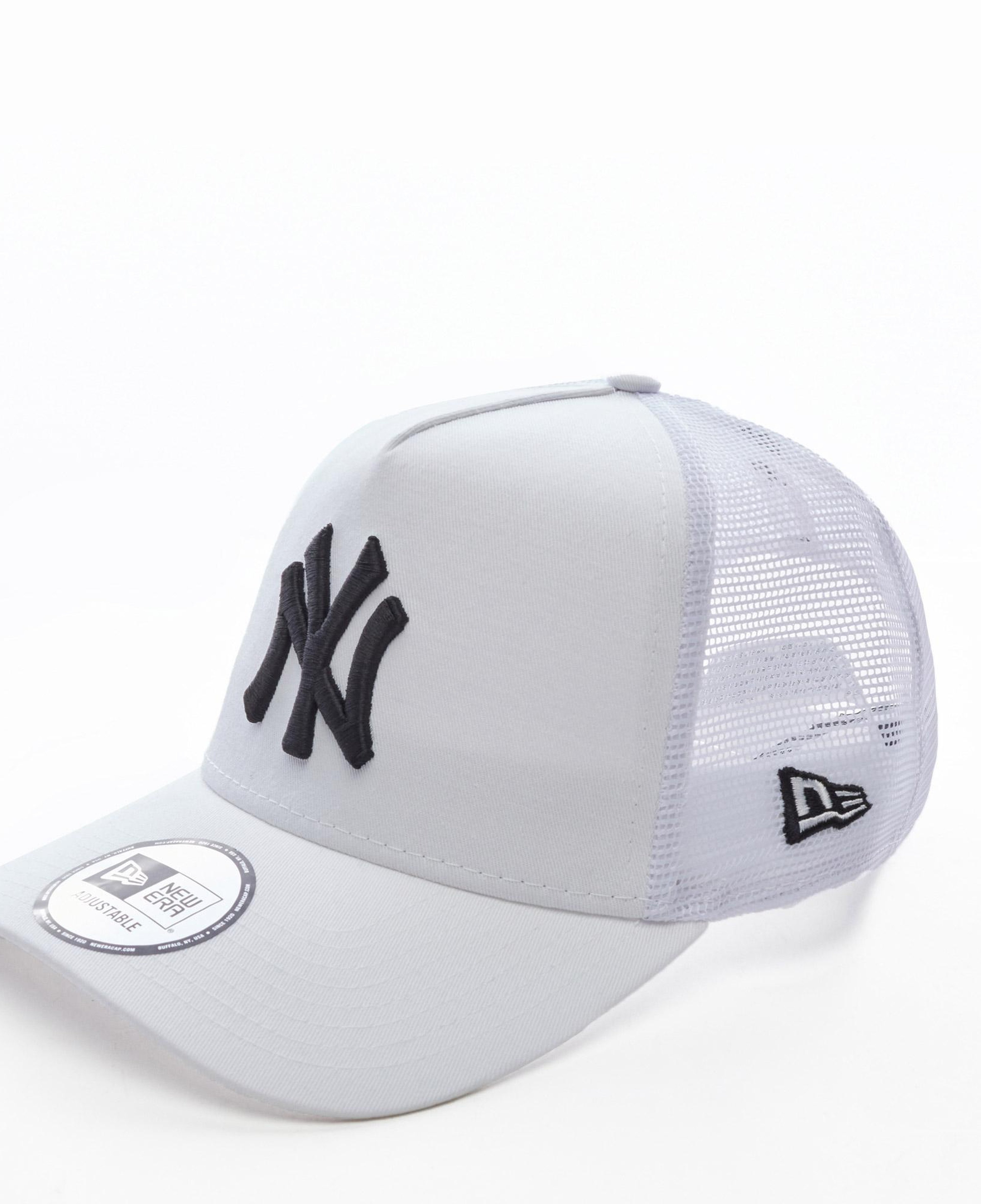 New Era Essential Af Trucker Neyyan Beyaz Şapka