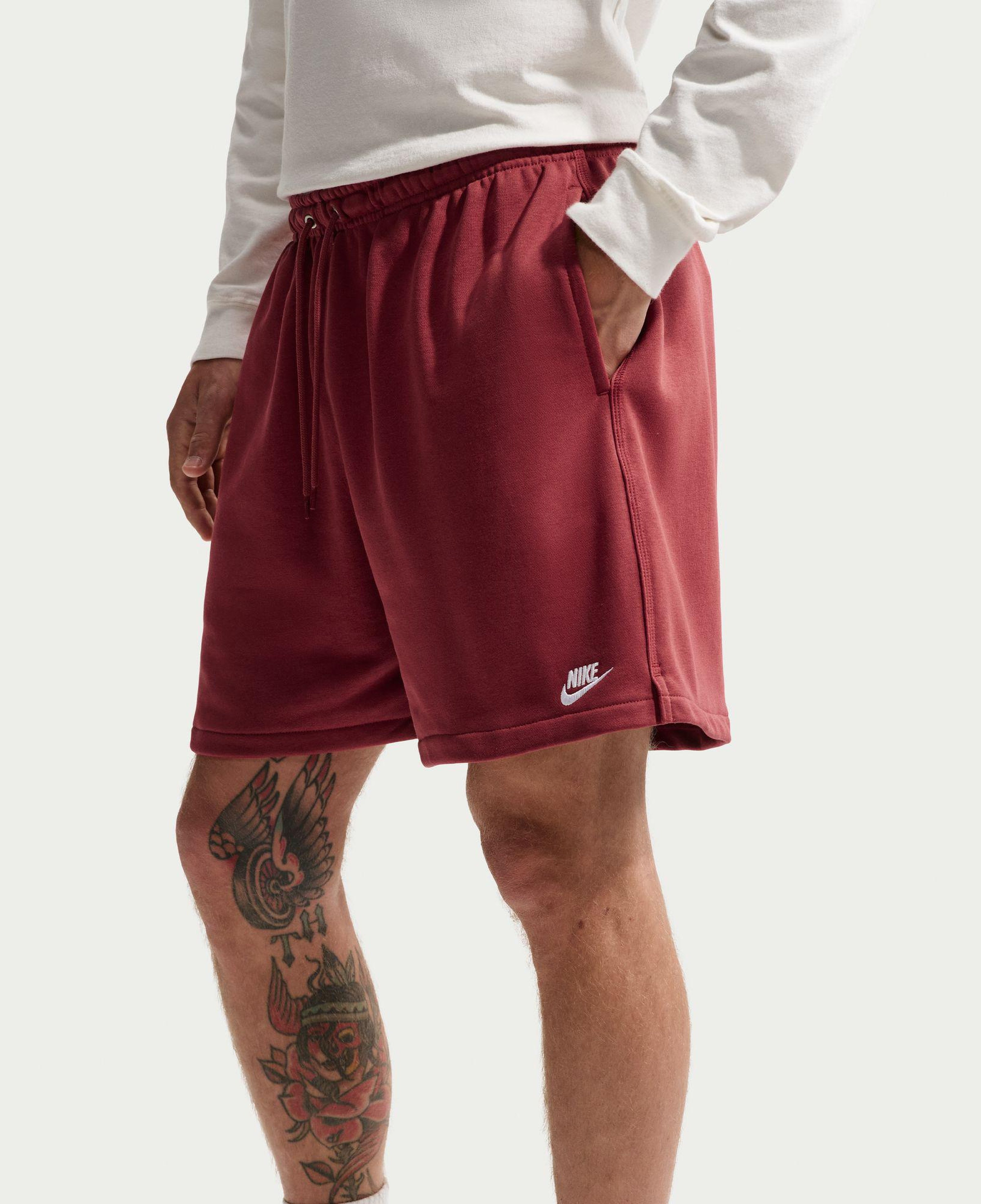 Nike Club Flow Erkek Bordo Şort