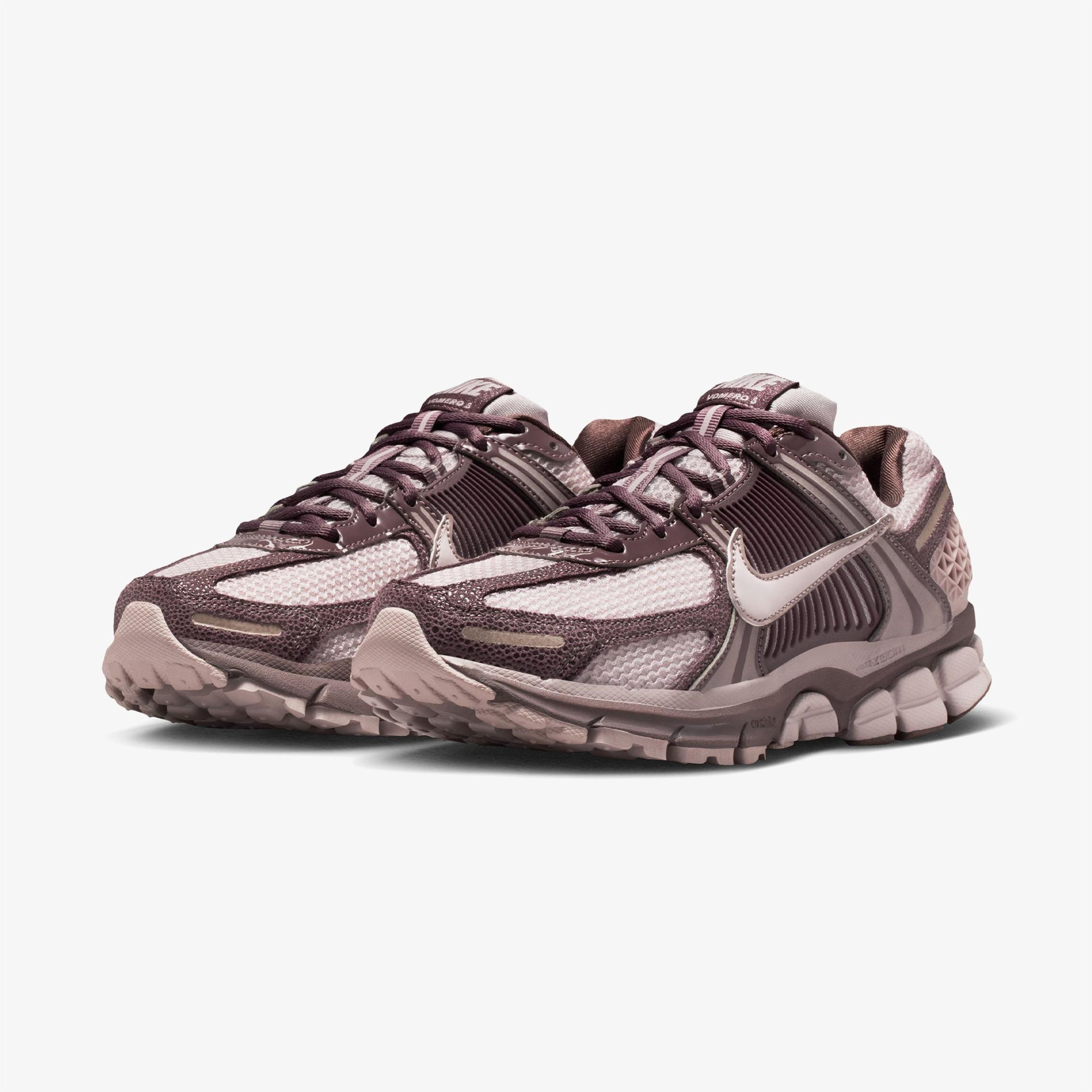 Nike Zoom Vomero 5 Kadın Pembe Spor Ayakkabı