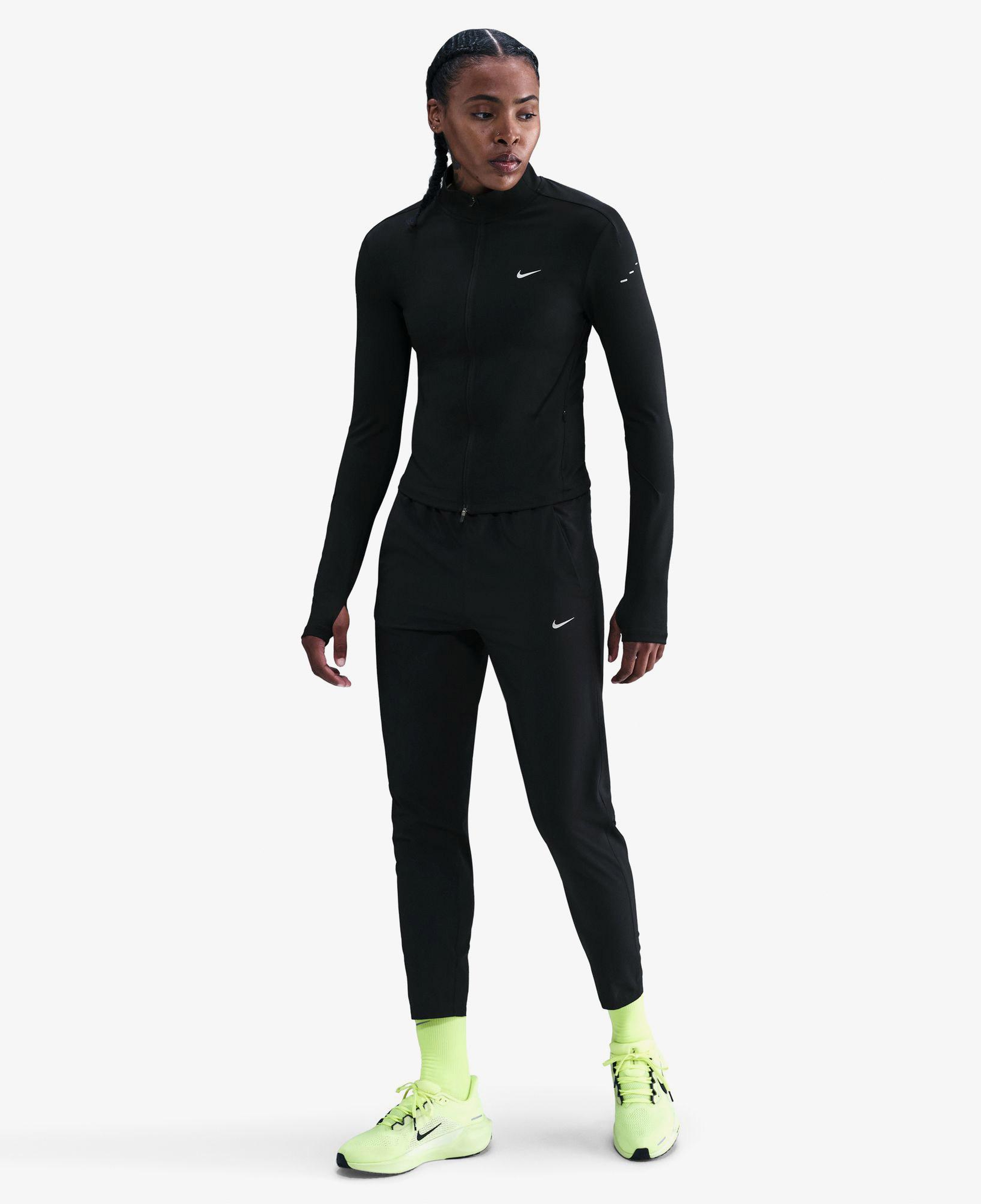 Nike Tempo Dri-Fit Mid-Rise 7/8 Kadın Siyah Eşofman Altı