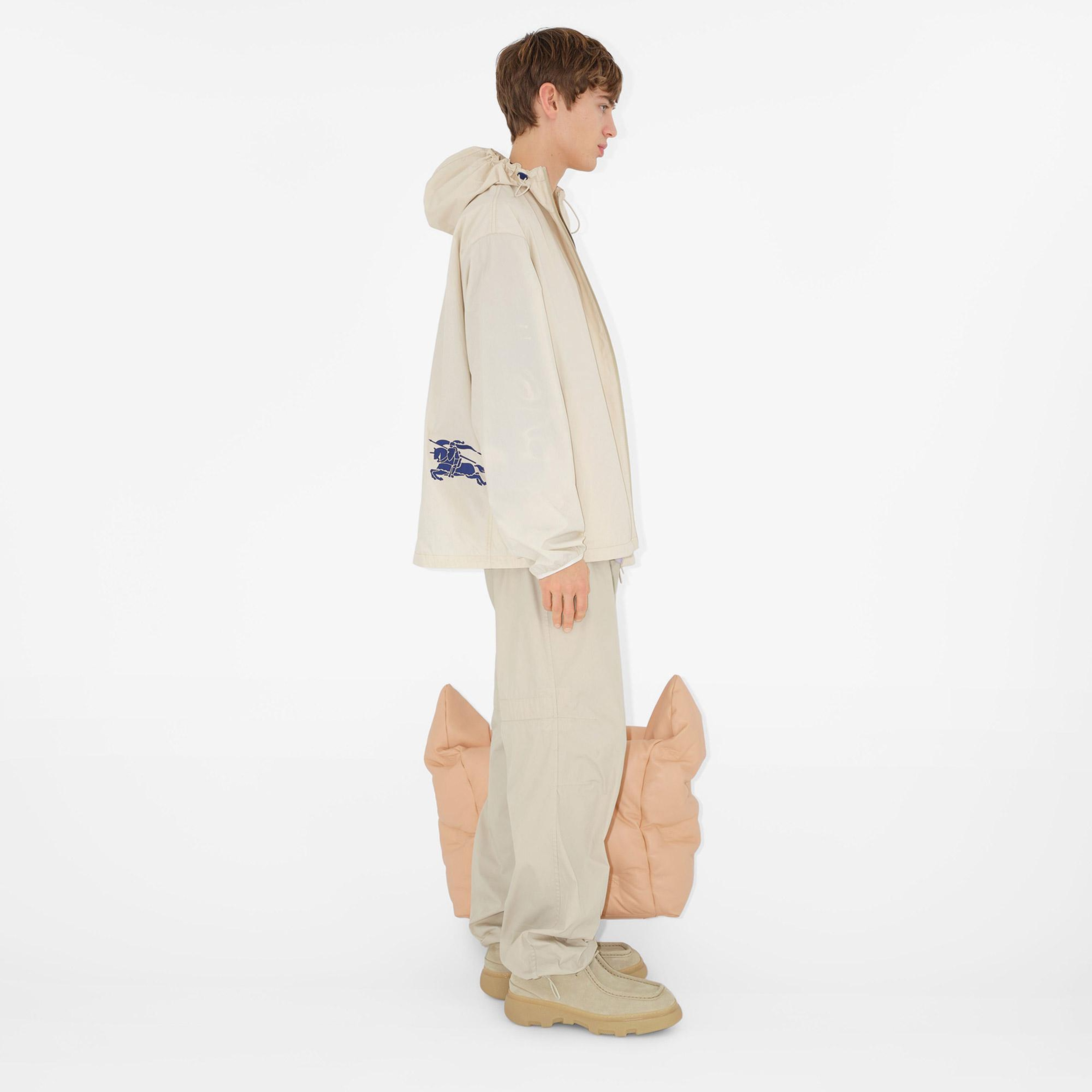 Burberry Erkek Bej Mont
