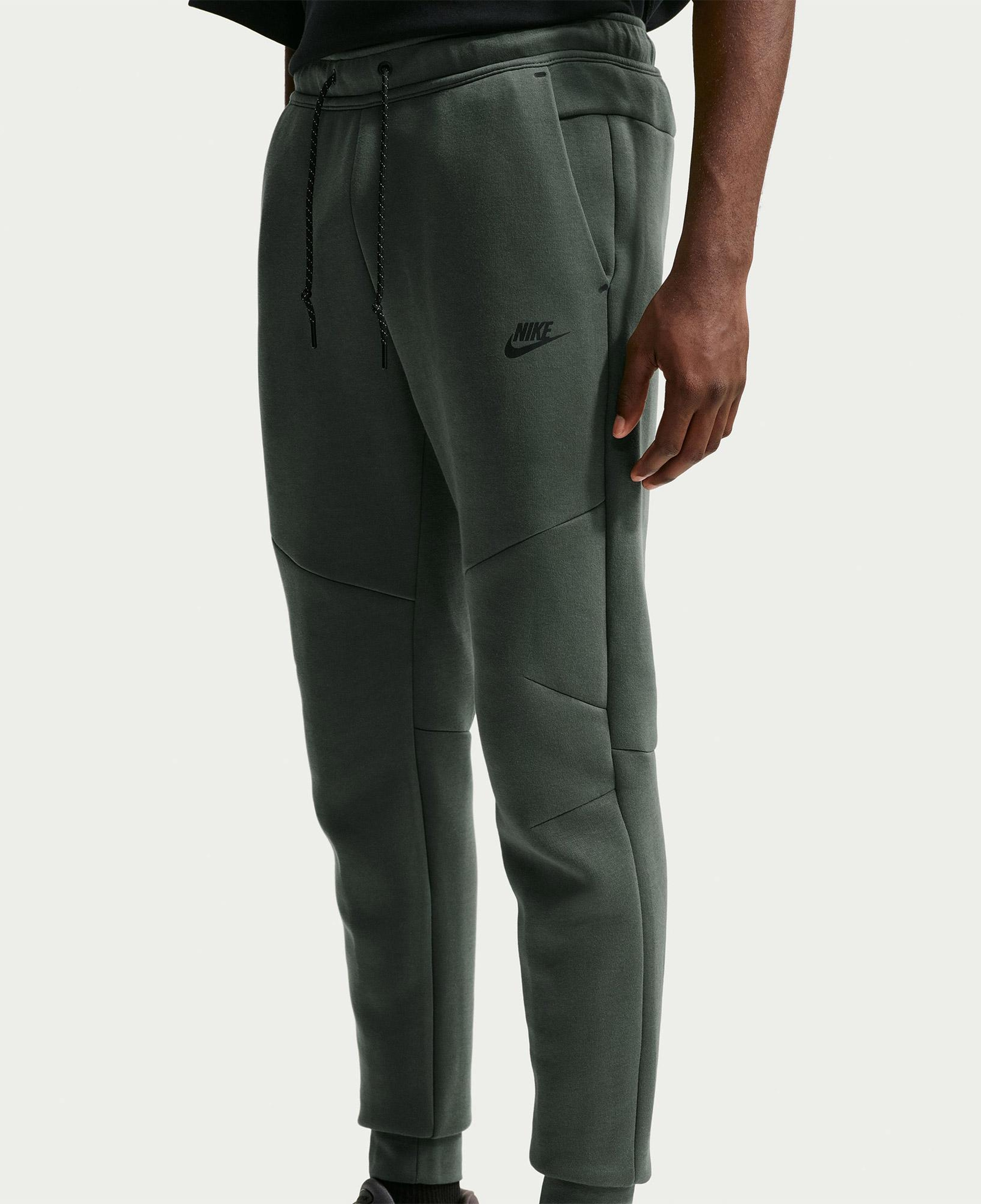 Nike Tech Fleece Jogger Erkek Yeşil Eşofman Altı