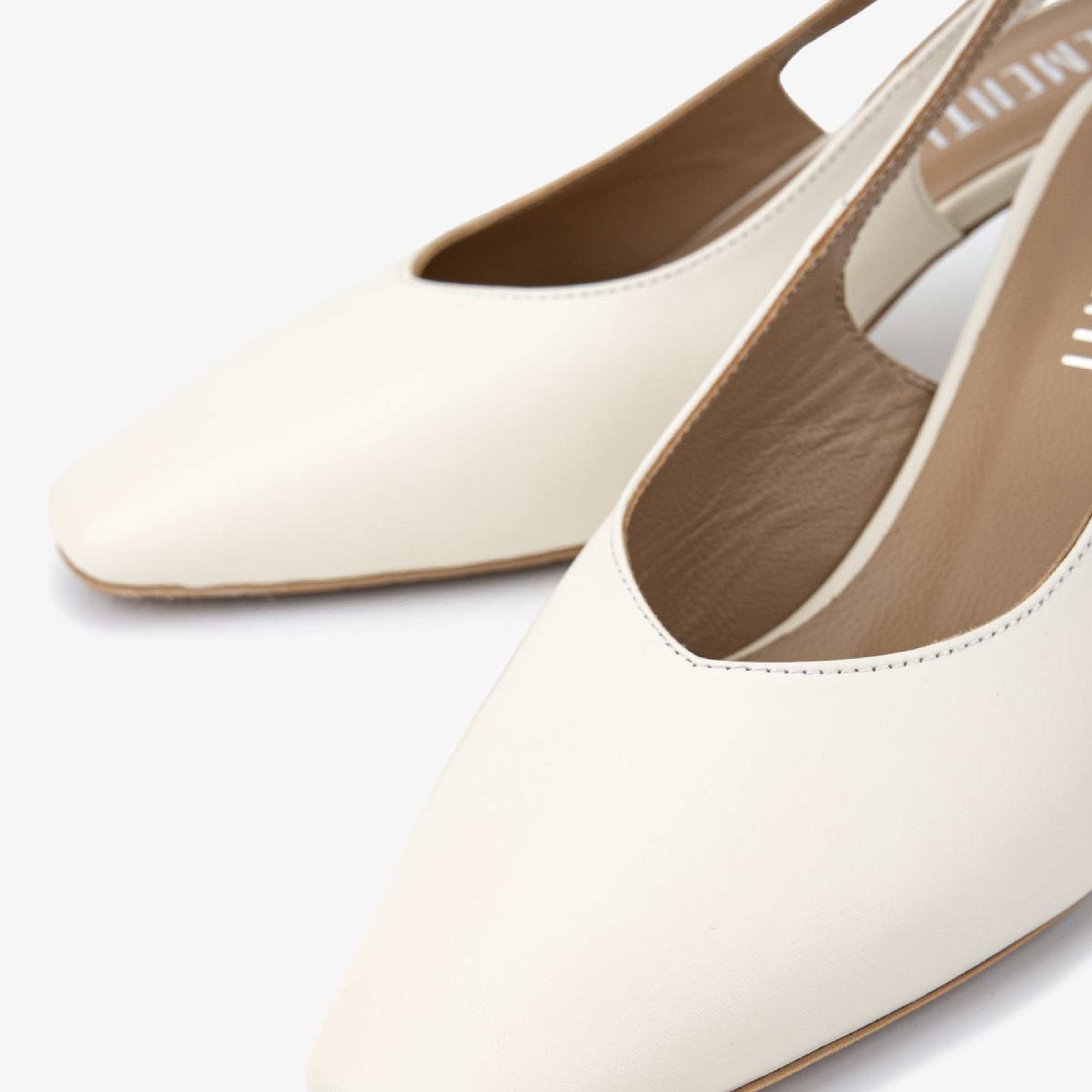 Valmenti Kadın Hakiki Deri Taş Slingback Ayakkabı