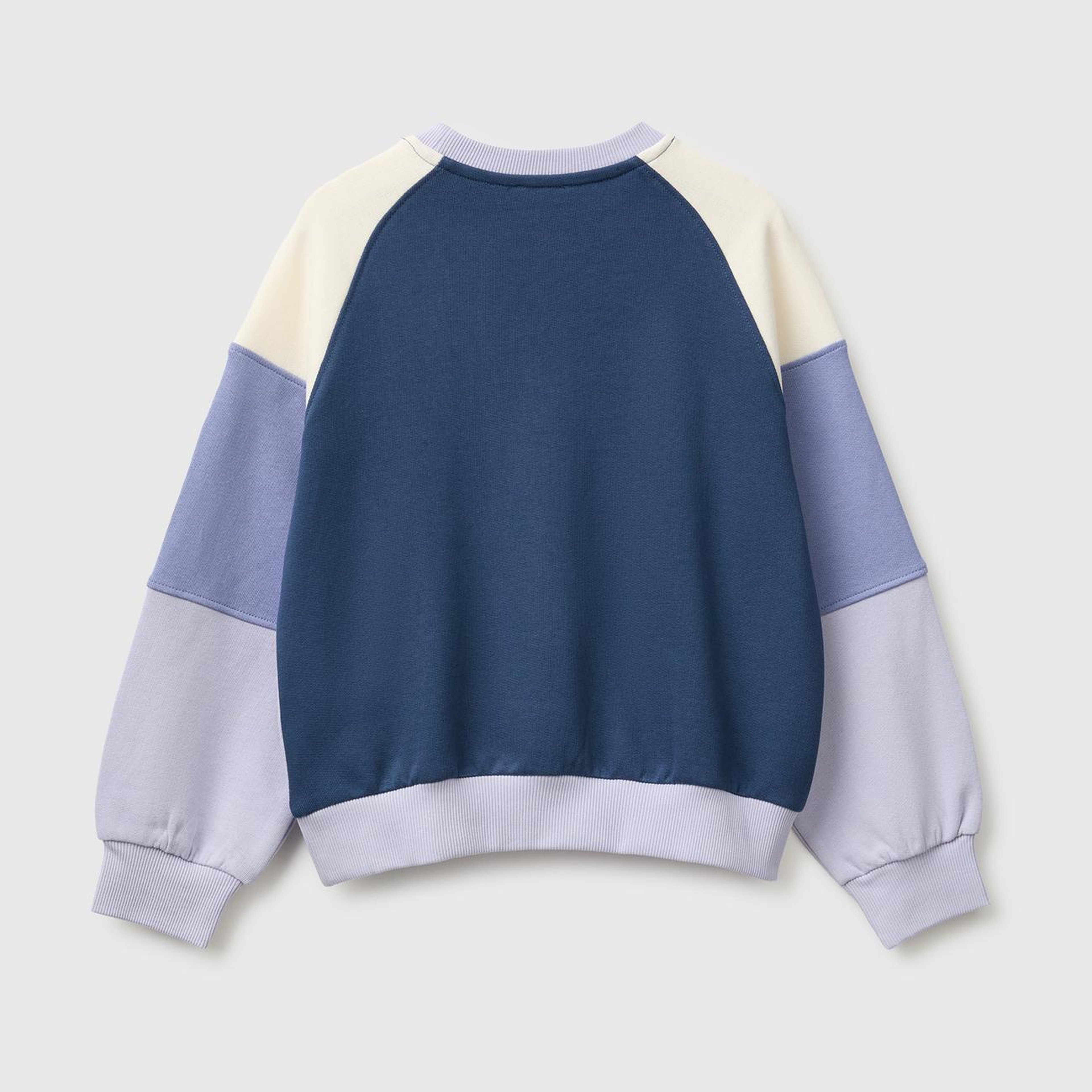 Kız Çocuk Lila İşlemeli Renk Bloklu Reglan Kollu Bisiklet Yaka Sweatshirt