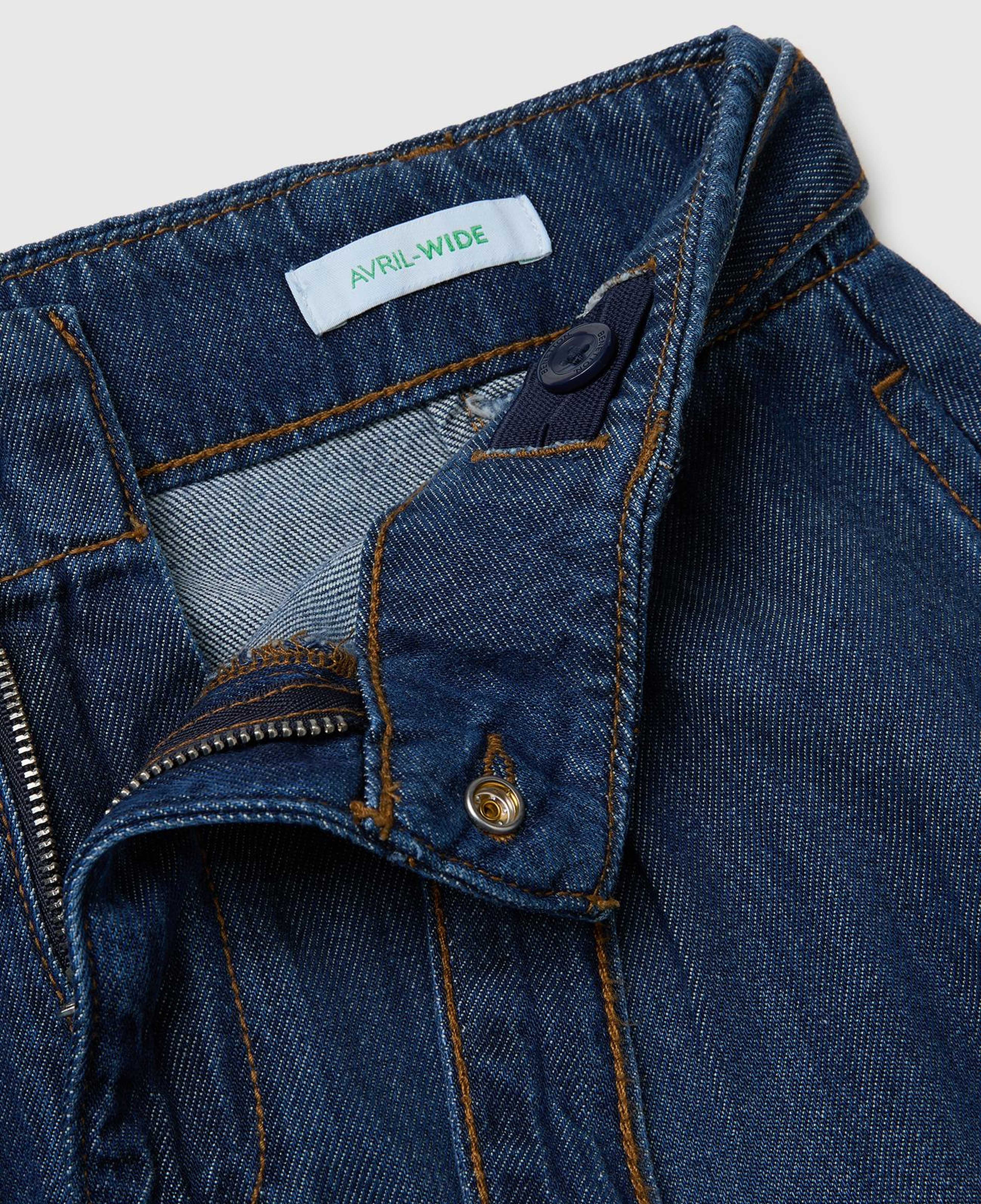 Kız Çocuk Koyu Denim Bol Paça Denim Kemerli Pantolon