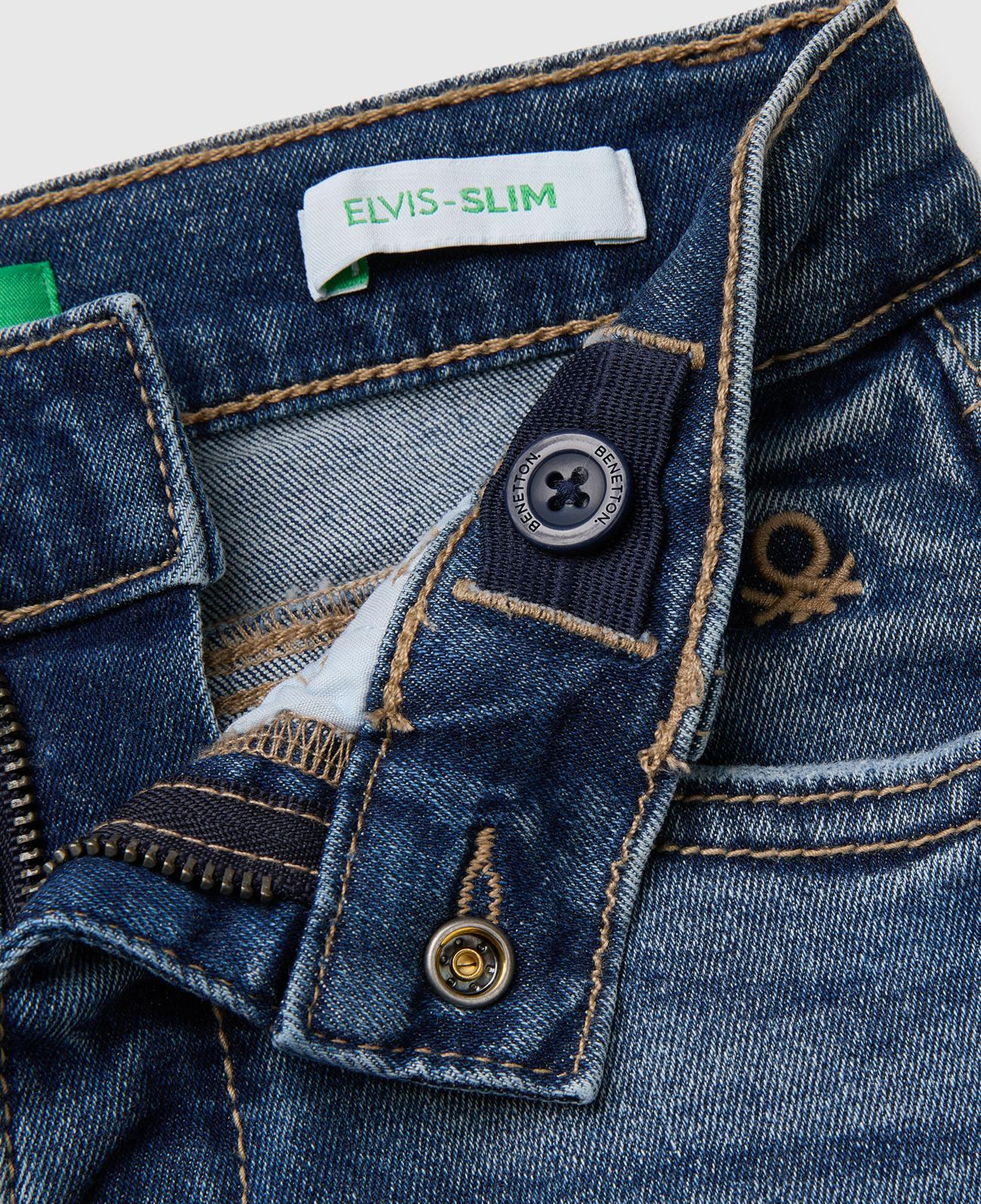 Erkek Çocuk Koyu Denim Önü Logo İşlemeli Slim Fit Cepli Denim Pantolon