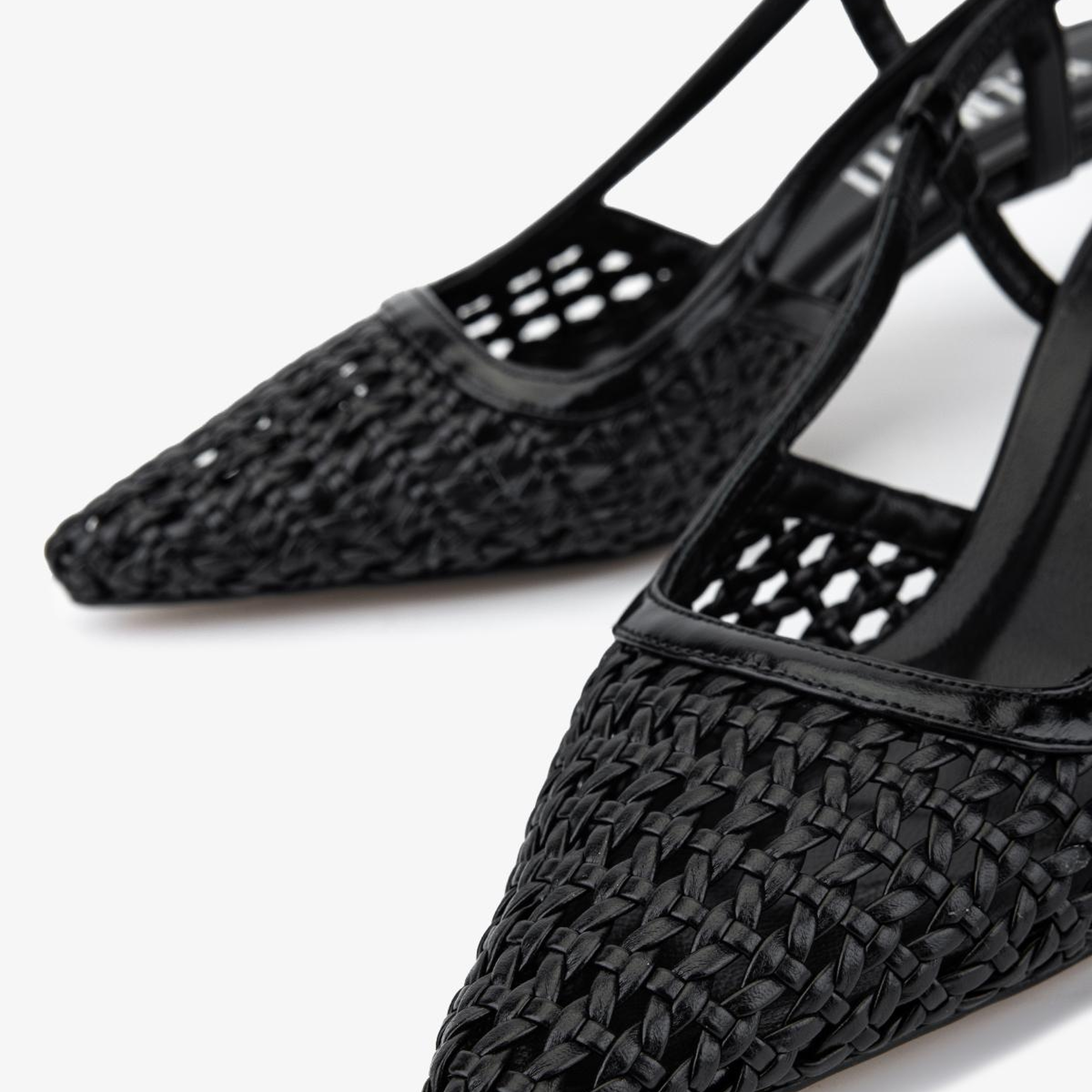 Valmenti Kadın Suni Deri Siyah Slingback Ayakkabı