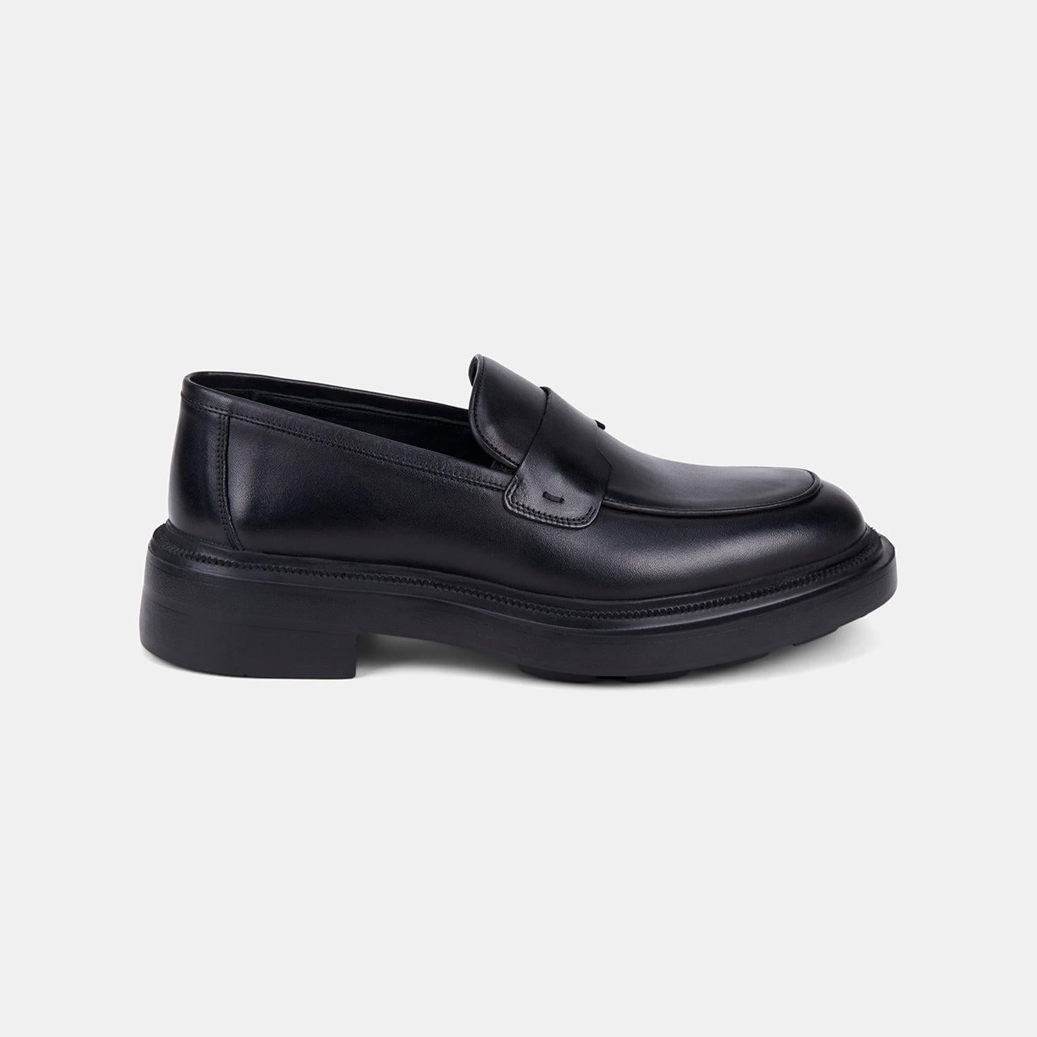 Erkek Siyah Kalın Tabanlı Klasik Deri Loafer