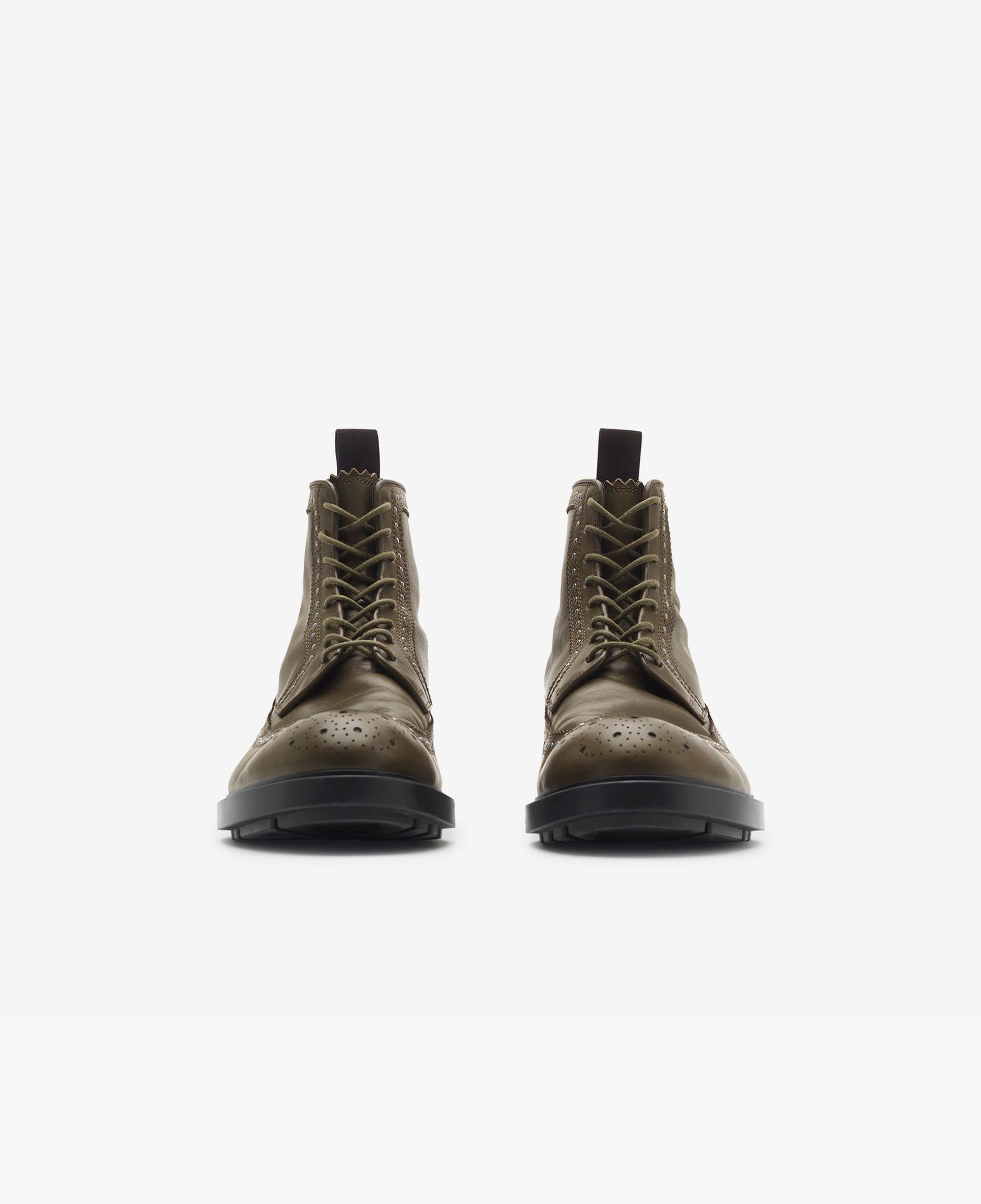Burberry Studded Leather Loch Erkek Haki Bot