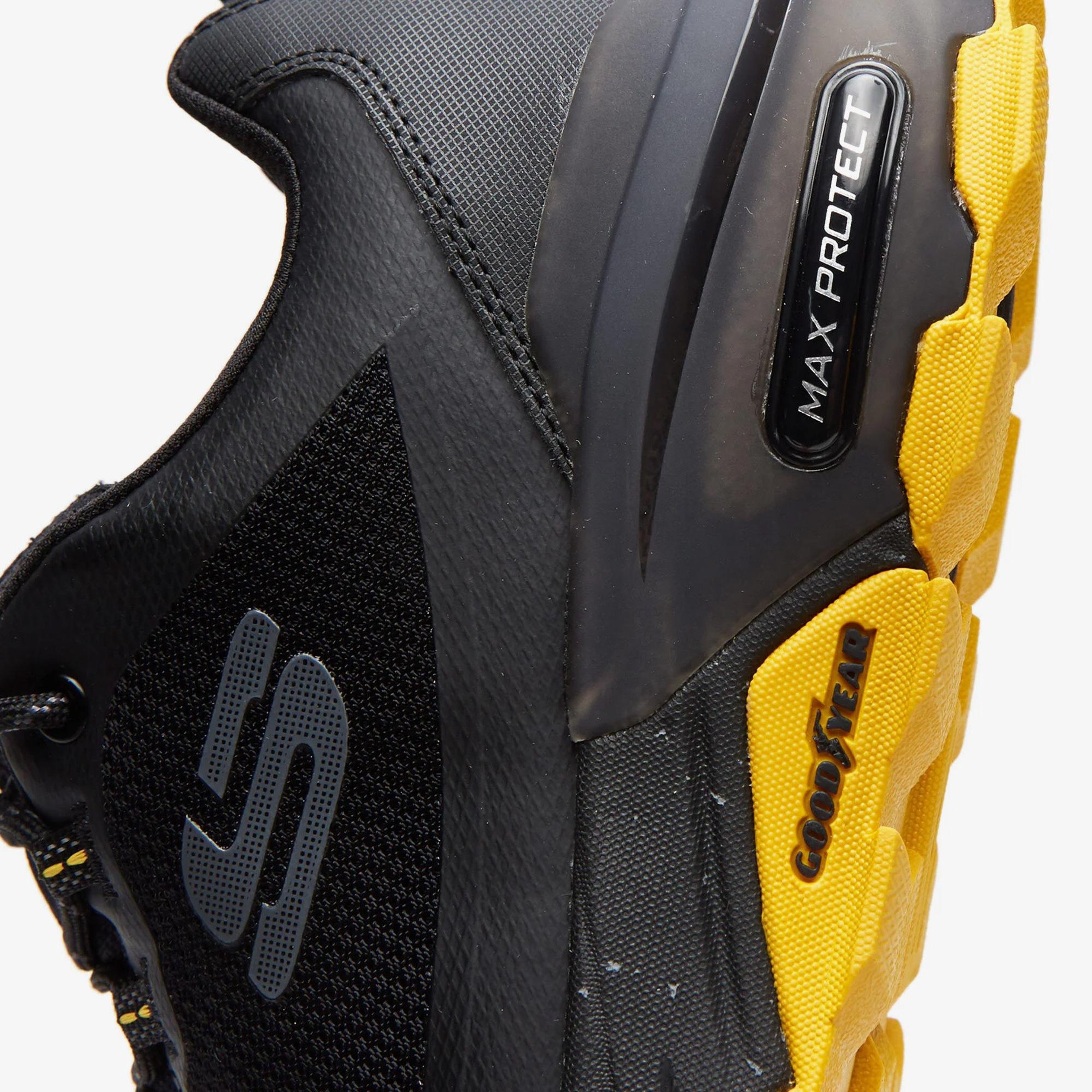 Skechers Max Protect Erkek Siyah Outdoor Ayakkabı