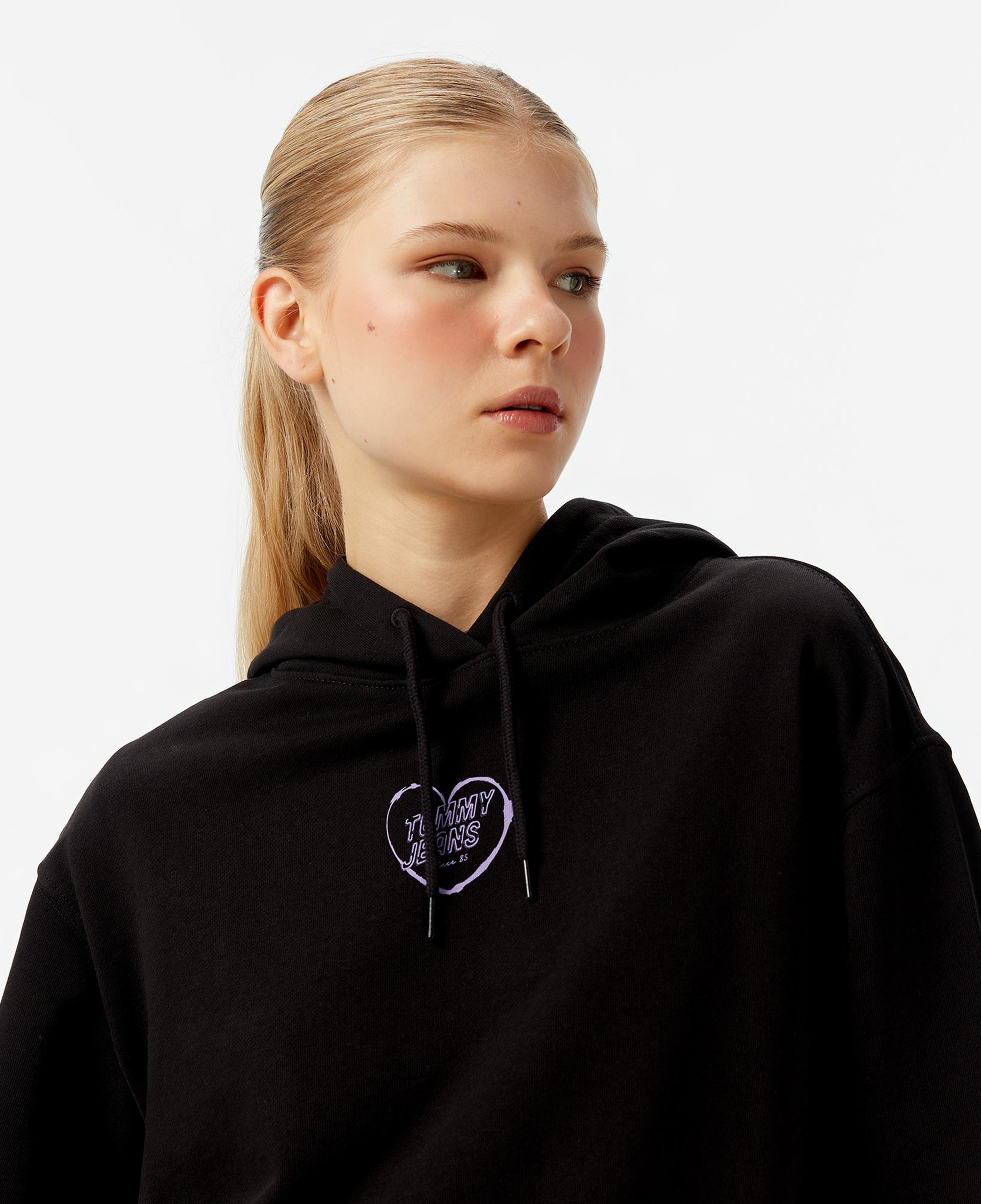 Tommy Jeans Crop Heart Slim Kadın Siyah Sweatshirt