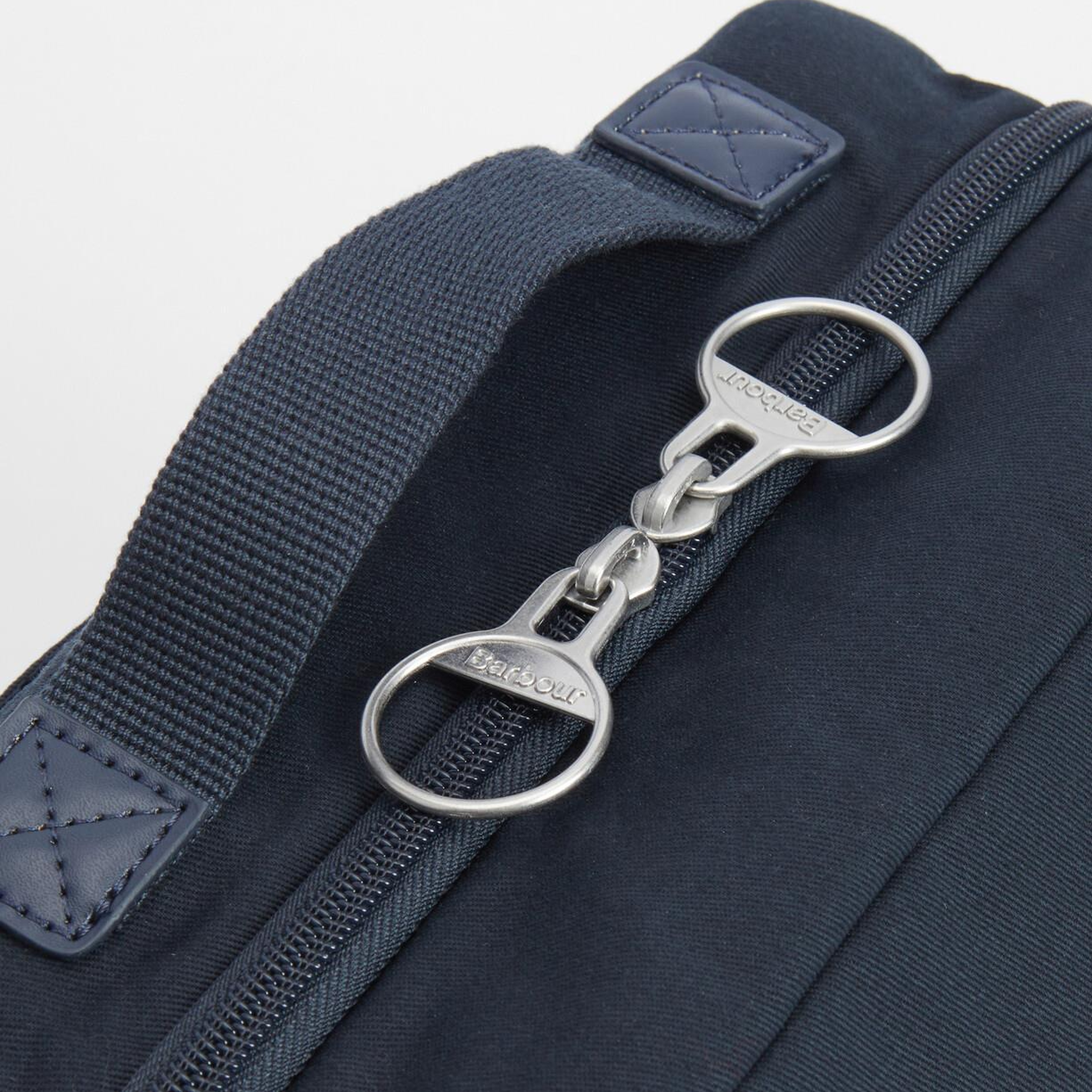 Barbour Cascade Seyahat Bakım Çantası