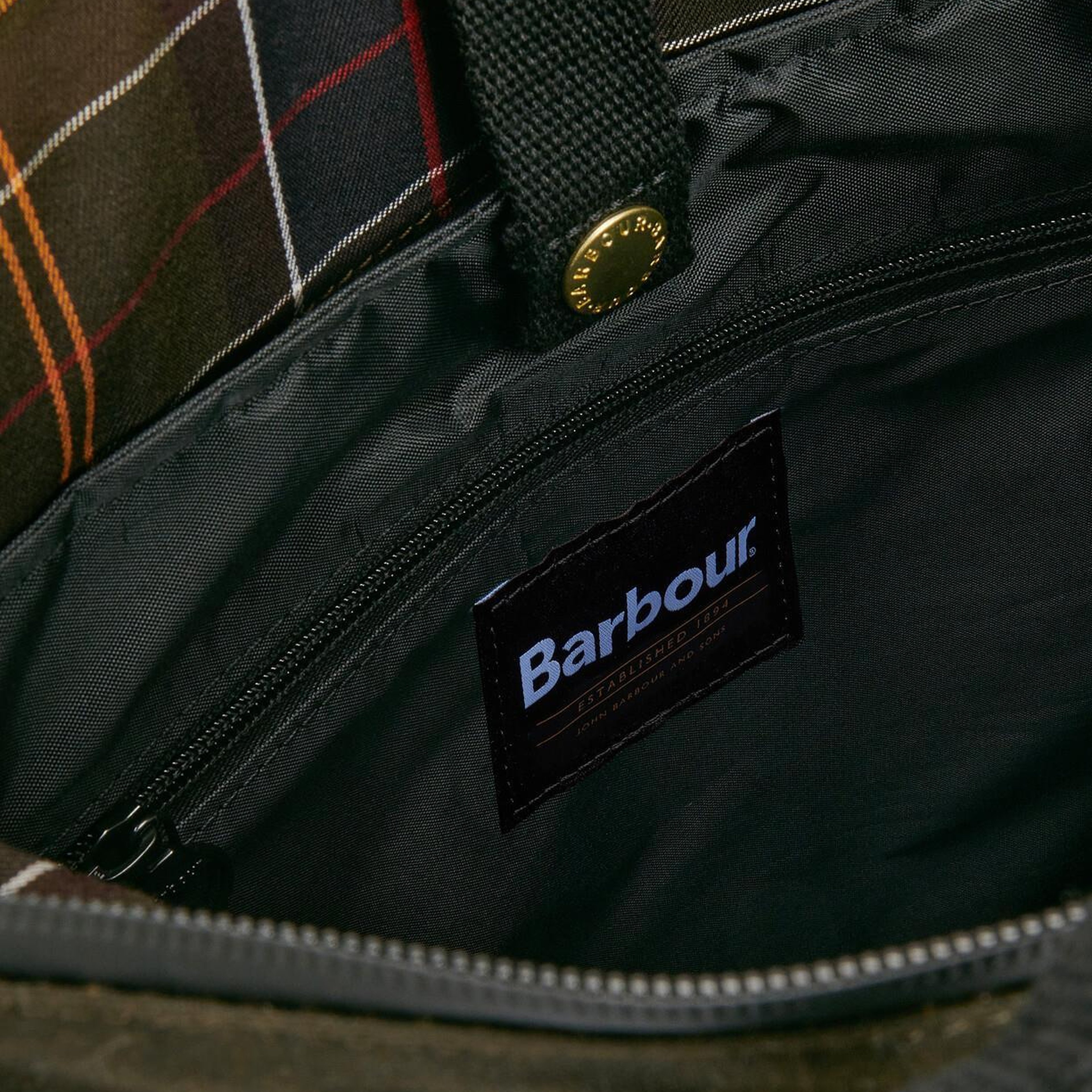 Barbour Field Yağlı Sırt Çantası