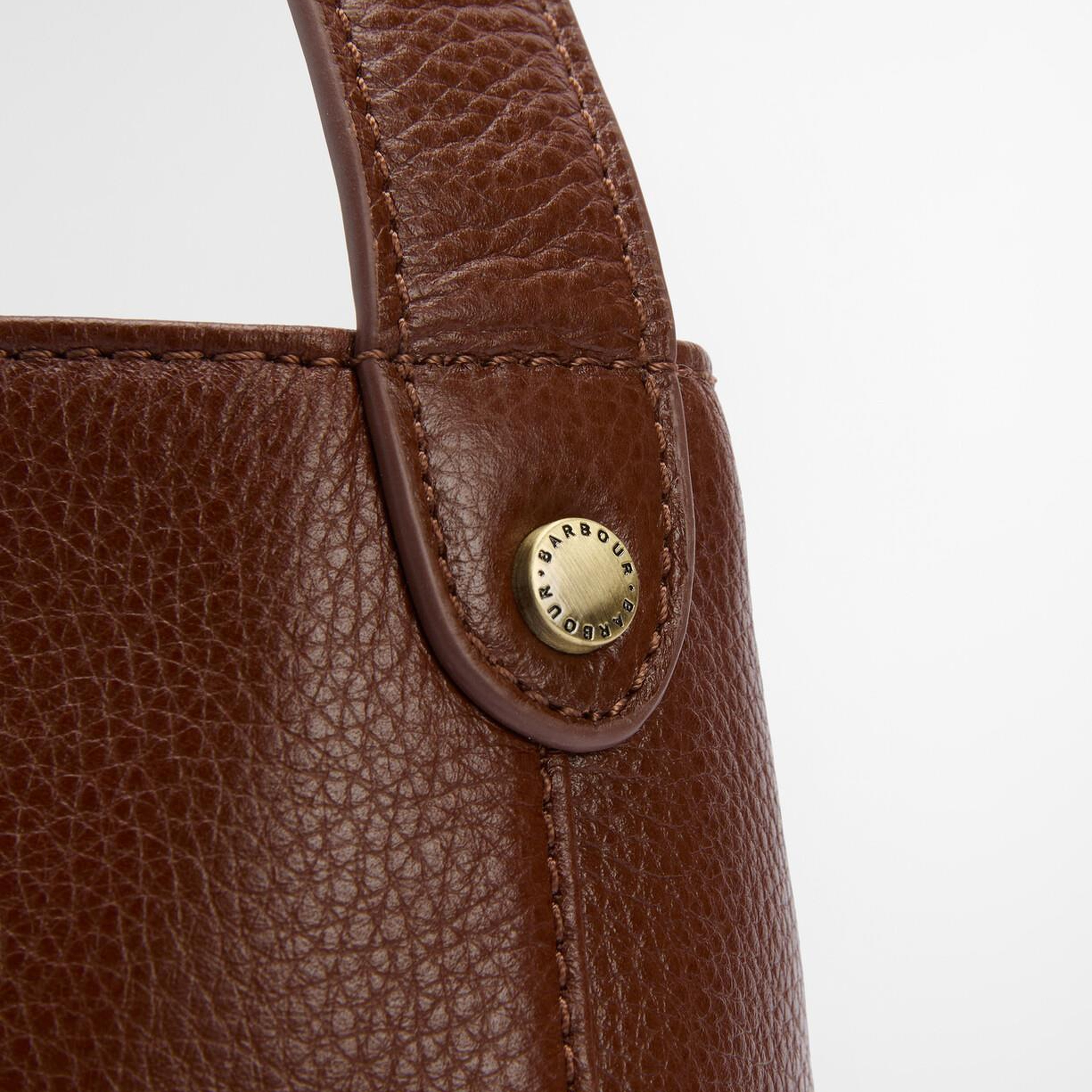 Barbour Cedar Deri Bucket Çanta