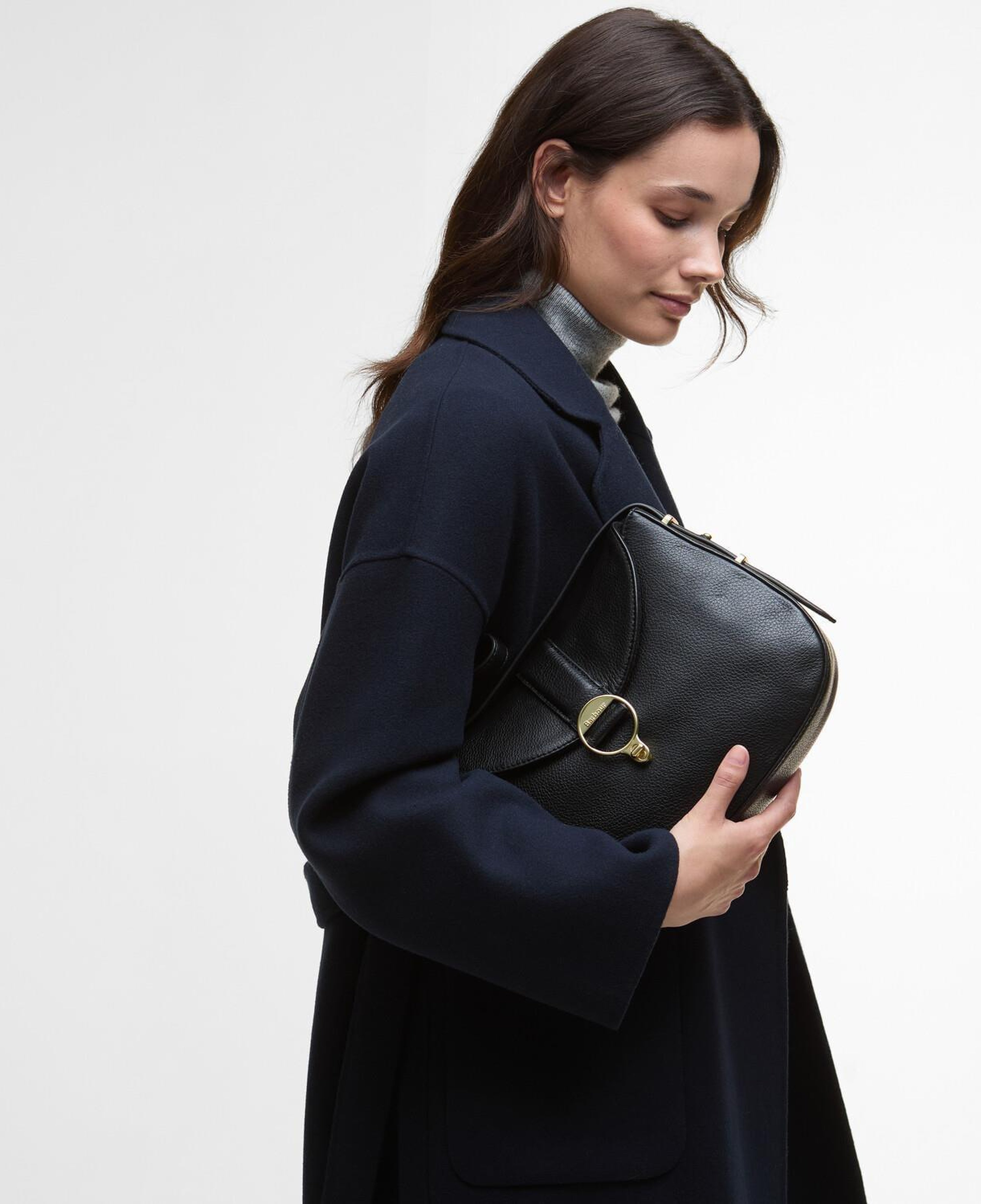 Barbour Alder Deri Kol Çantasıı