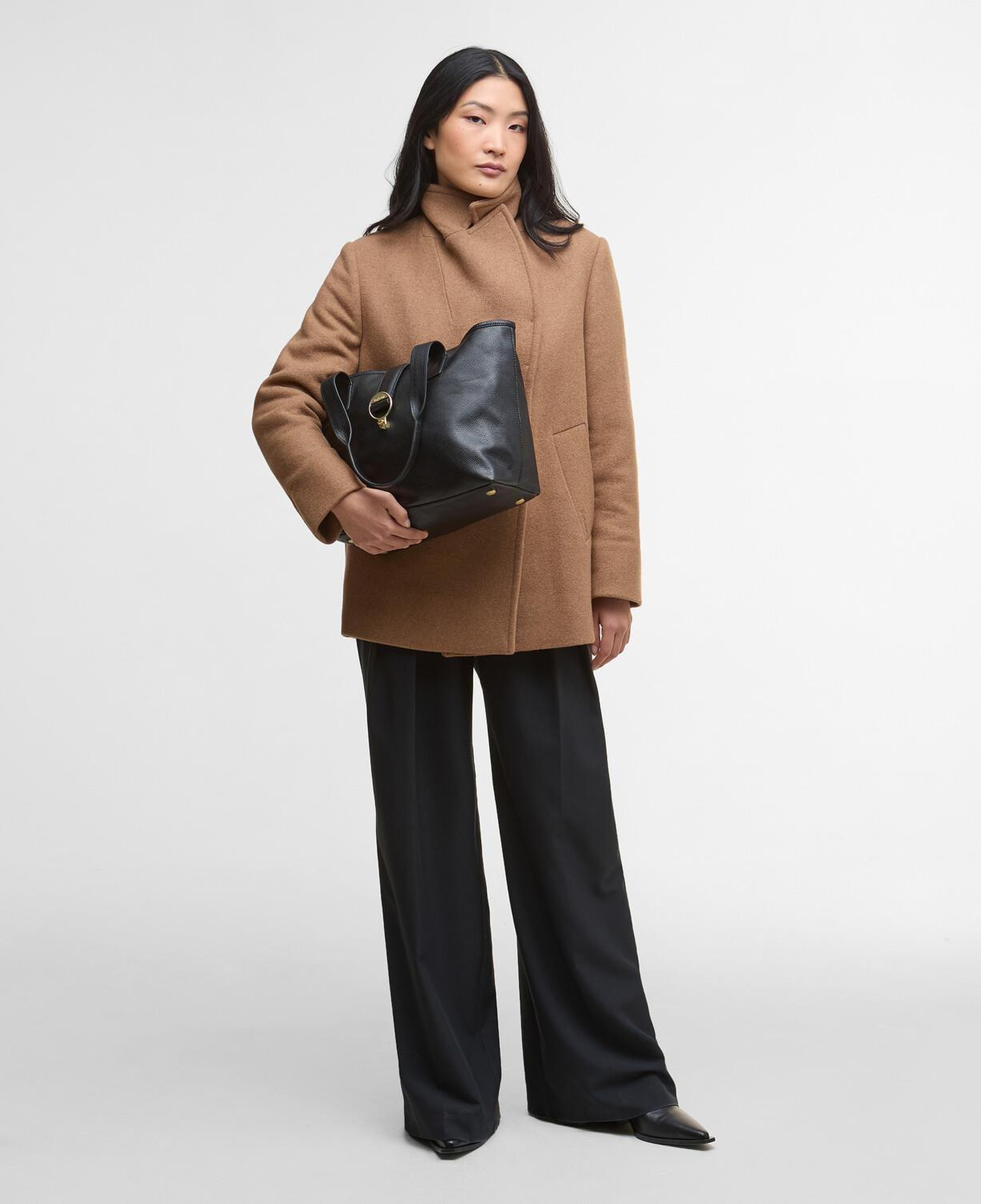 Barbour Alder Deri Kol Çantası