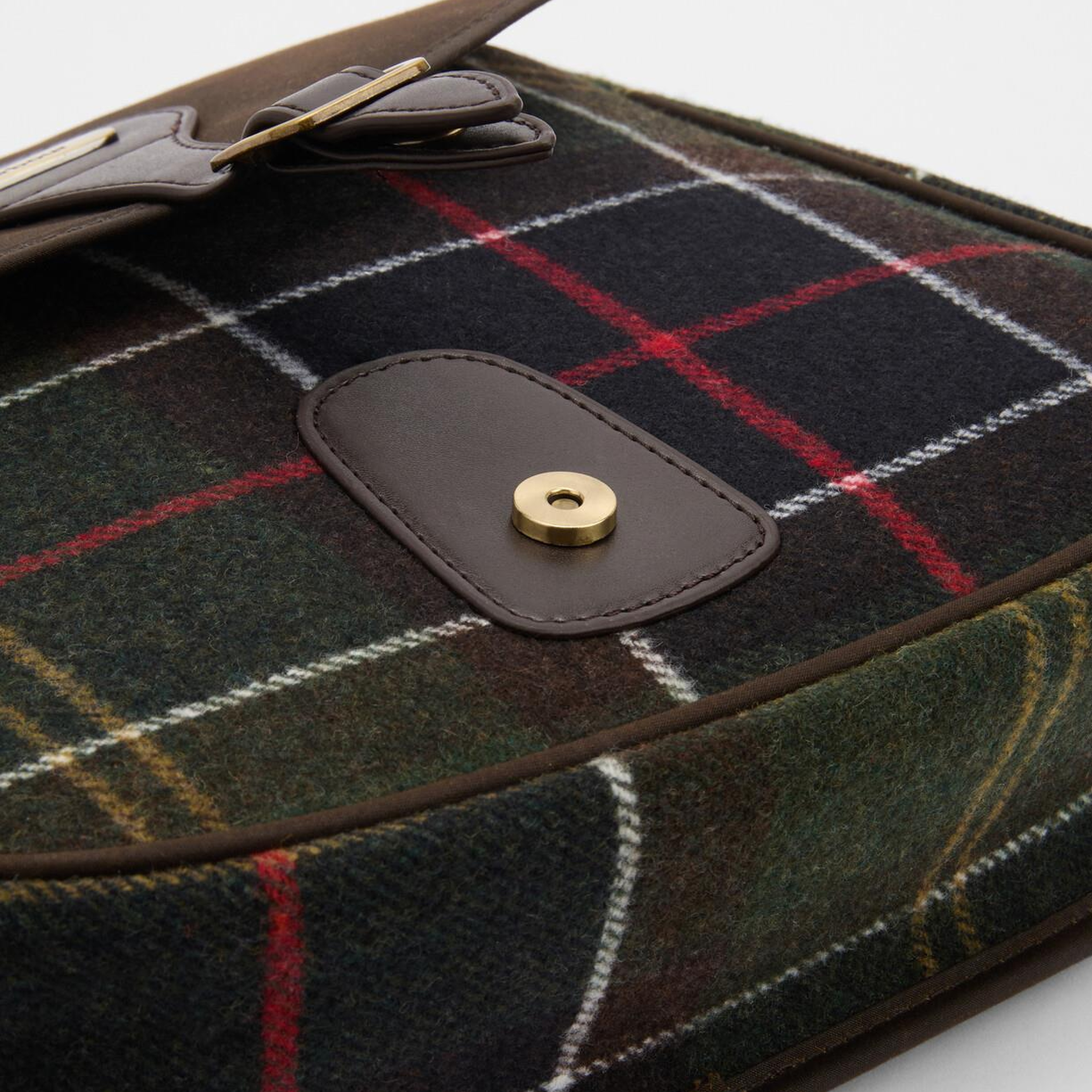 Barbour Cromarty Çapraz Çanta