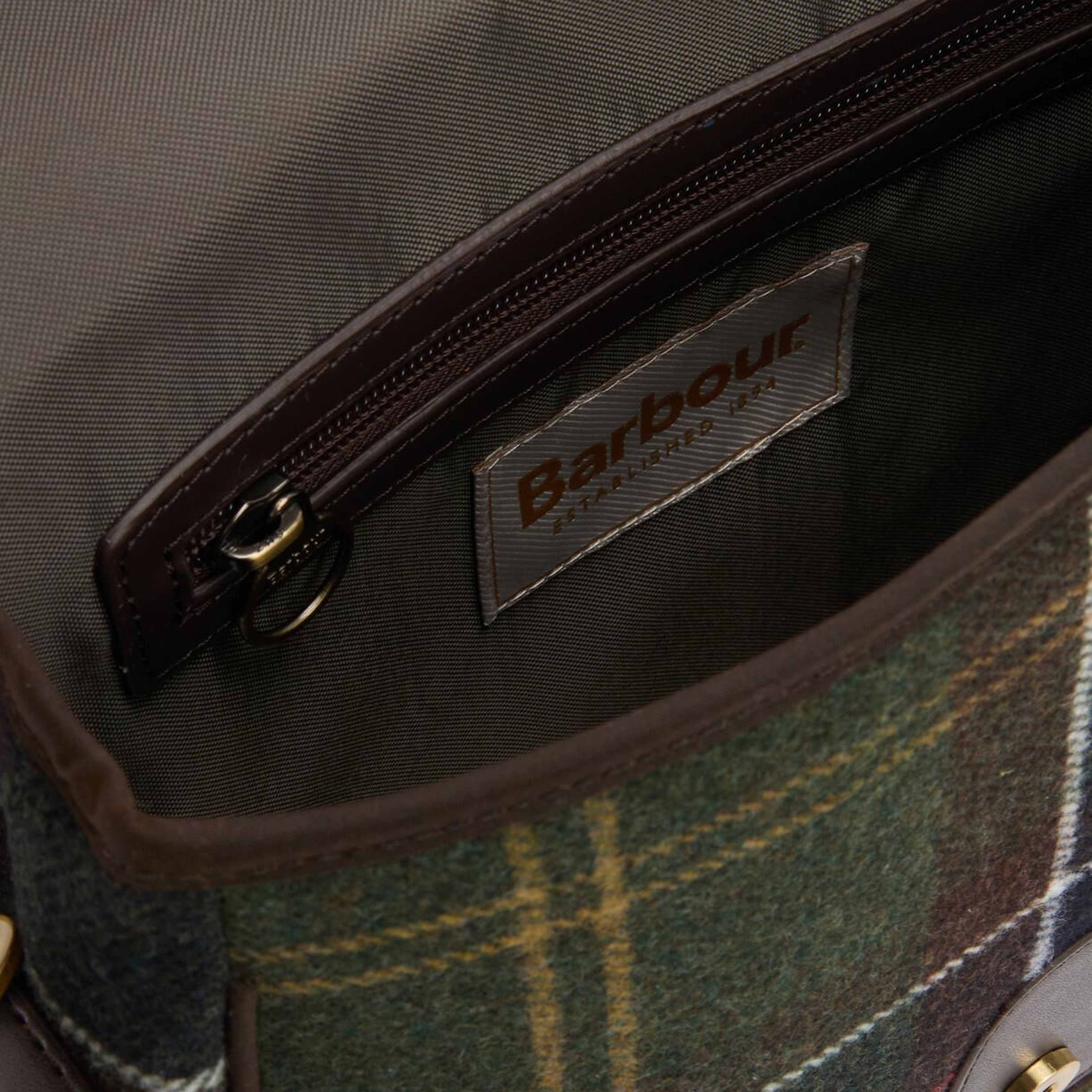 Barbour Cromarty Çapraz Çanta
