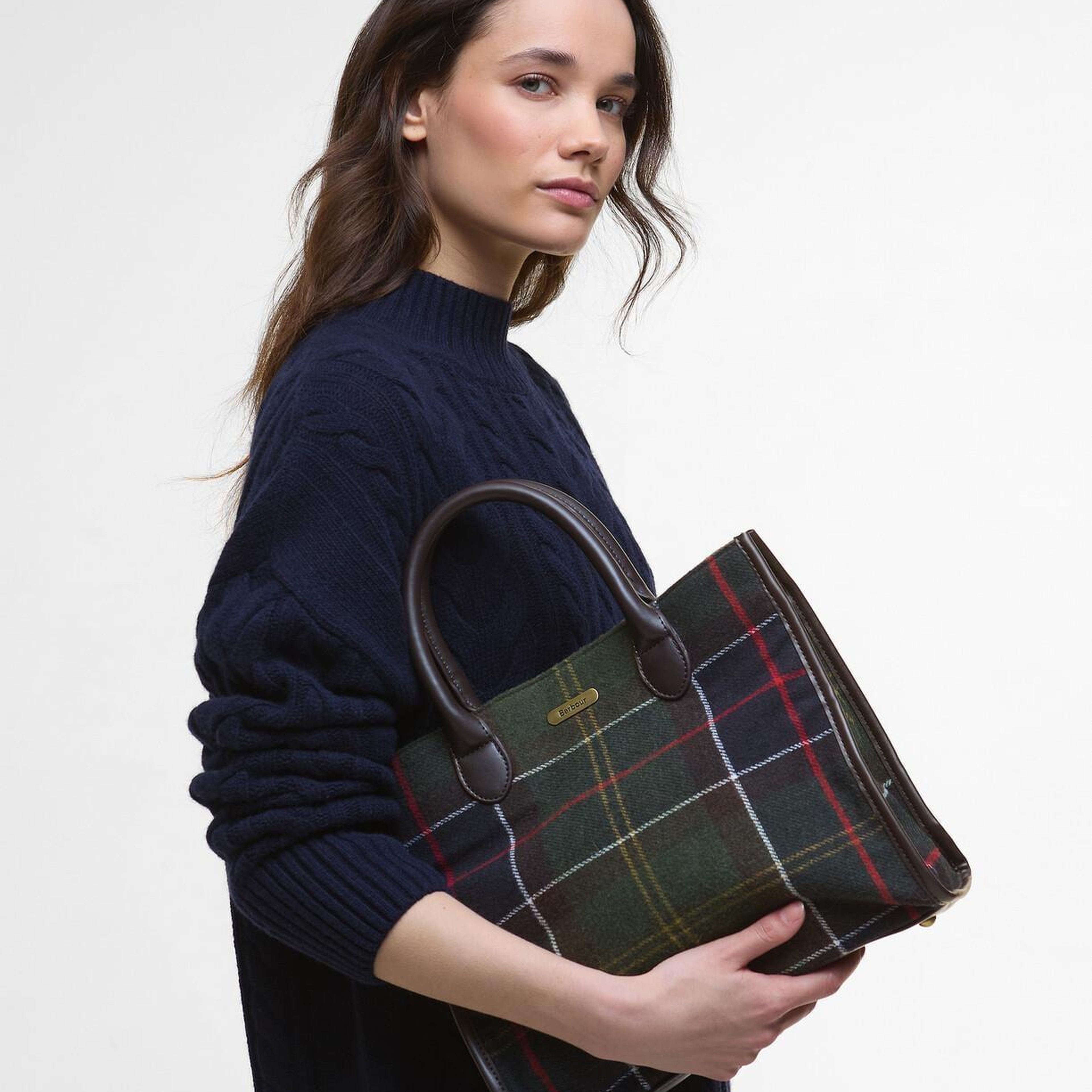 Barbour Barrhill Tartan Omuz Çantası