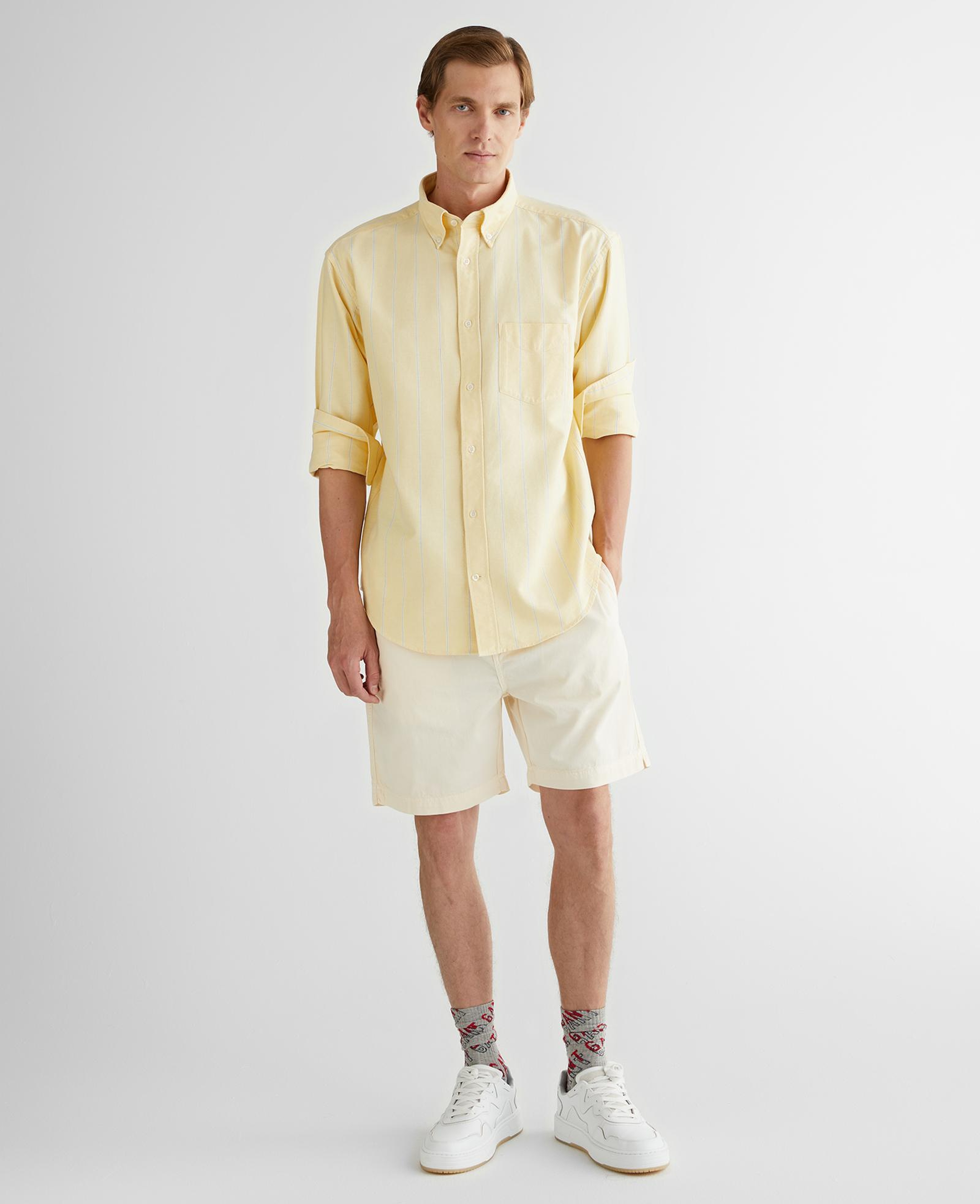 GANT Erkek Sarı Relaxed Fit Düğmeli Yaka Çizgili Gömlek