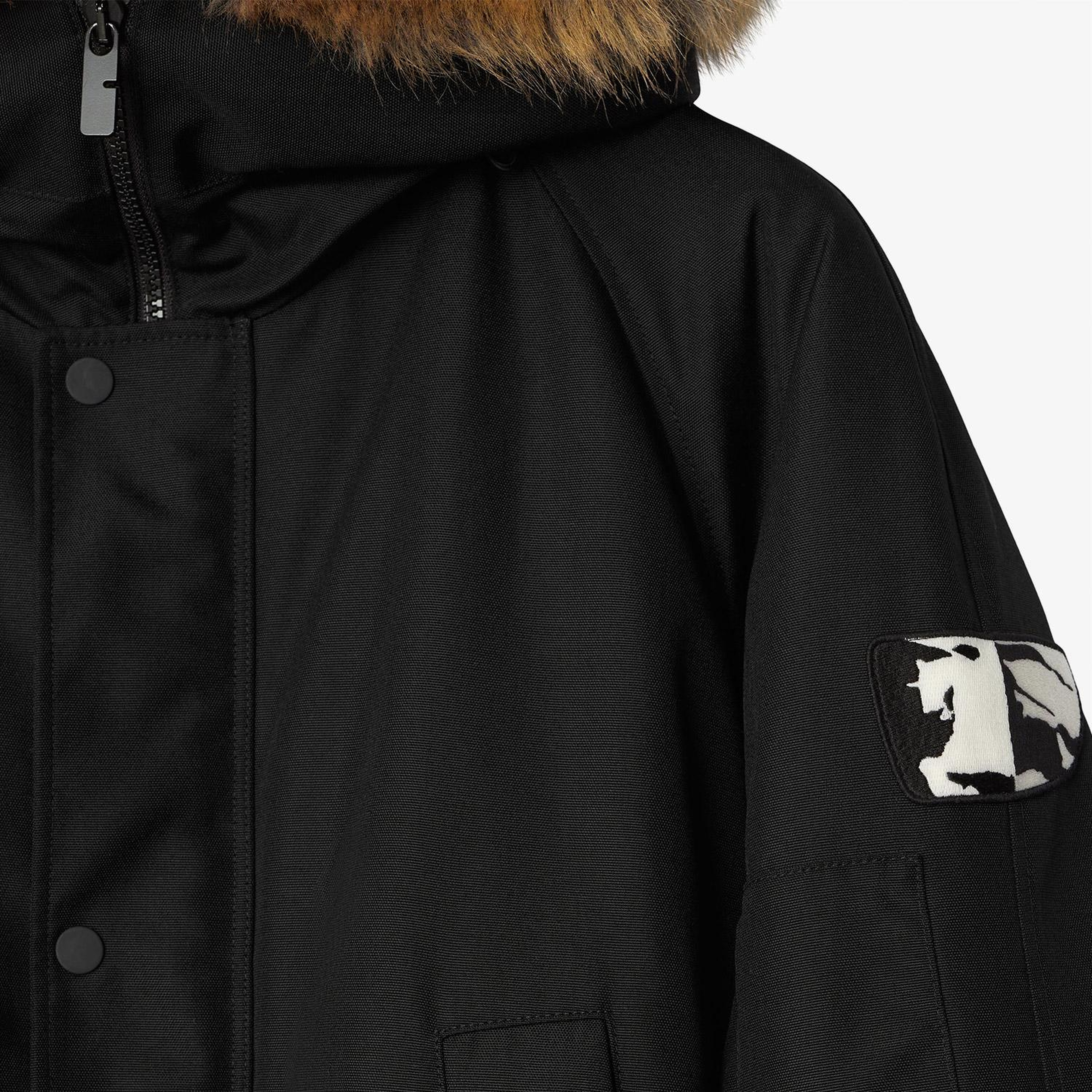 Burberry Erkek Siyah Mont
