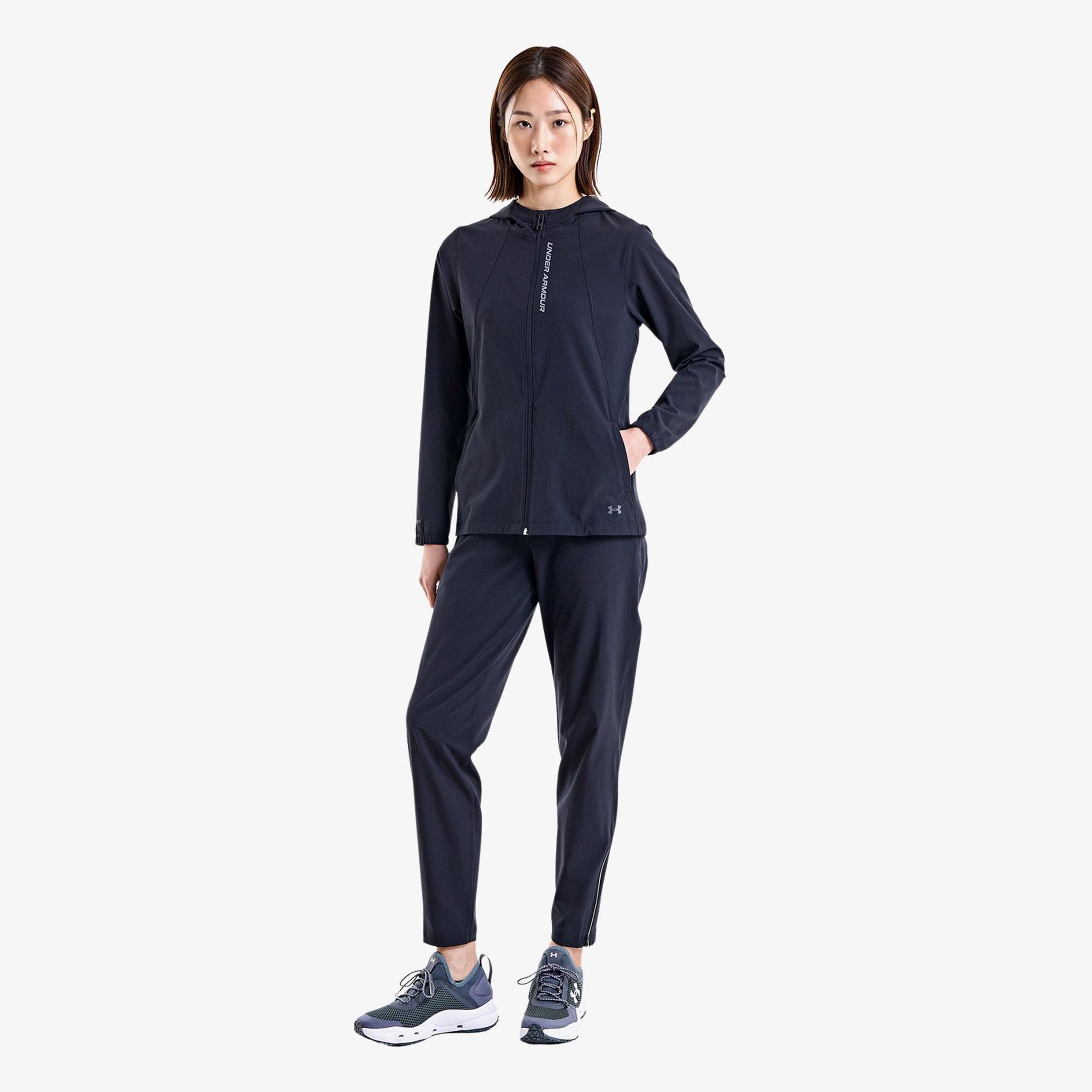 Under Armour Out Run Kadın Siyah Koşu Üstü