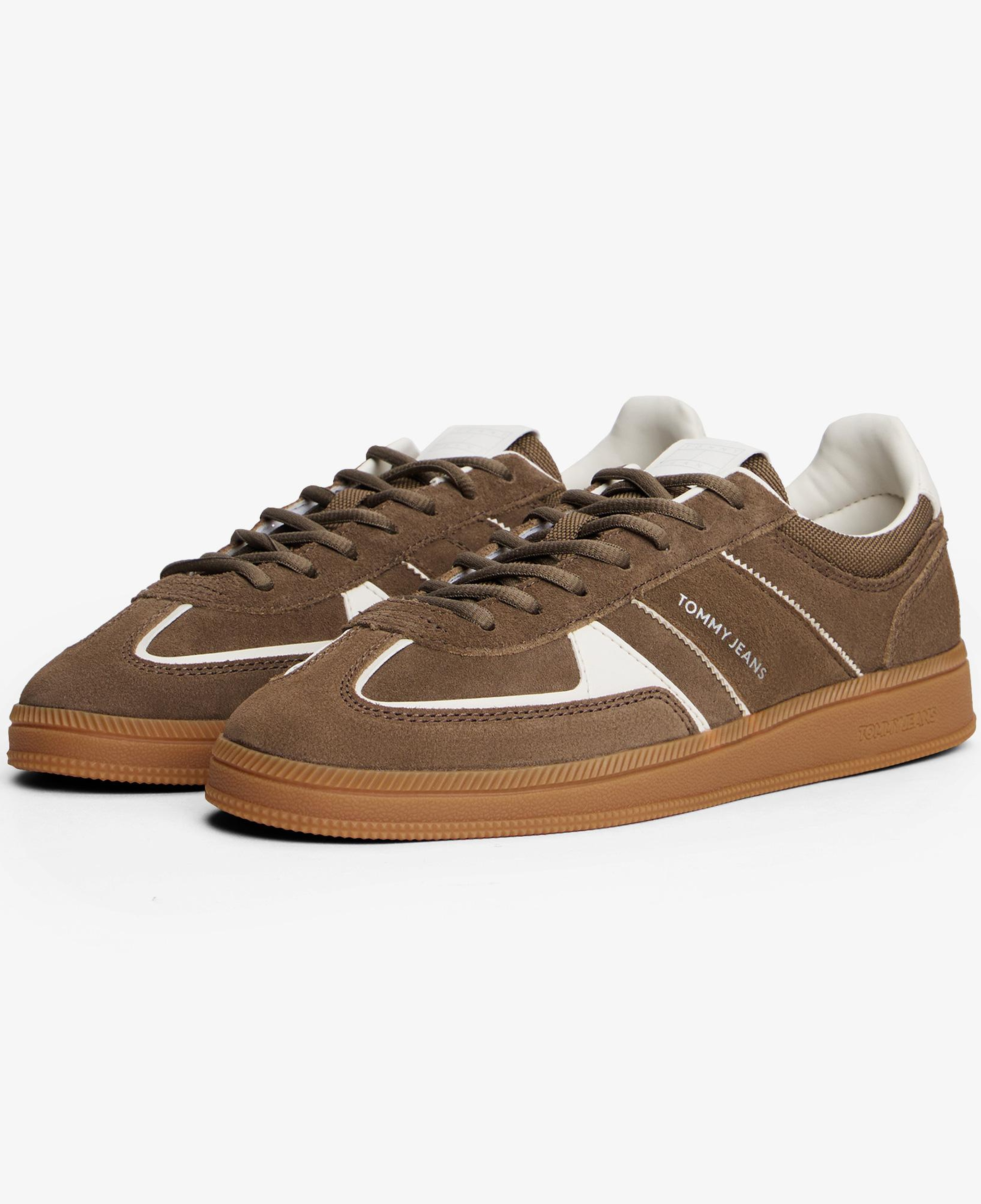 Tommy Hilfiger Kadın The Greenwich Edge Süet Kahverengi Sneaker