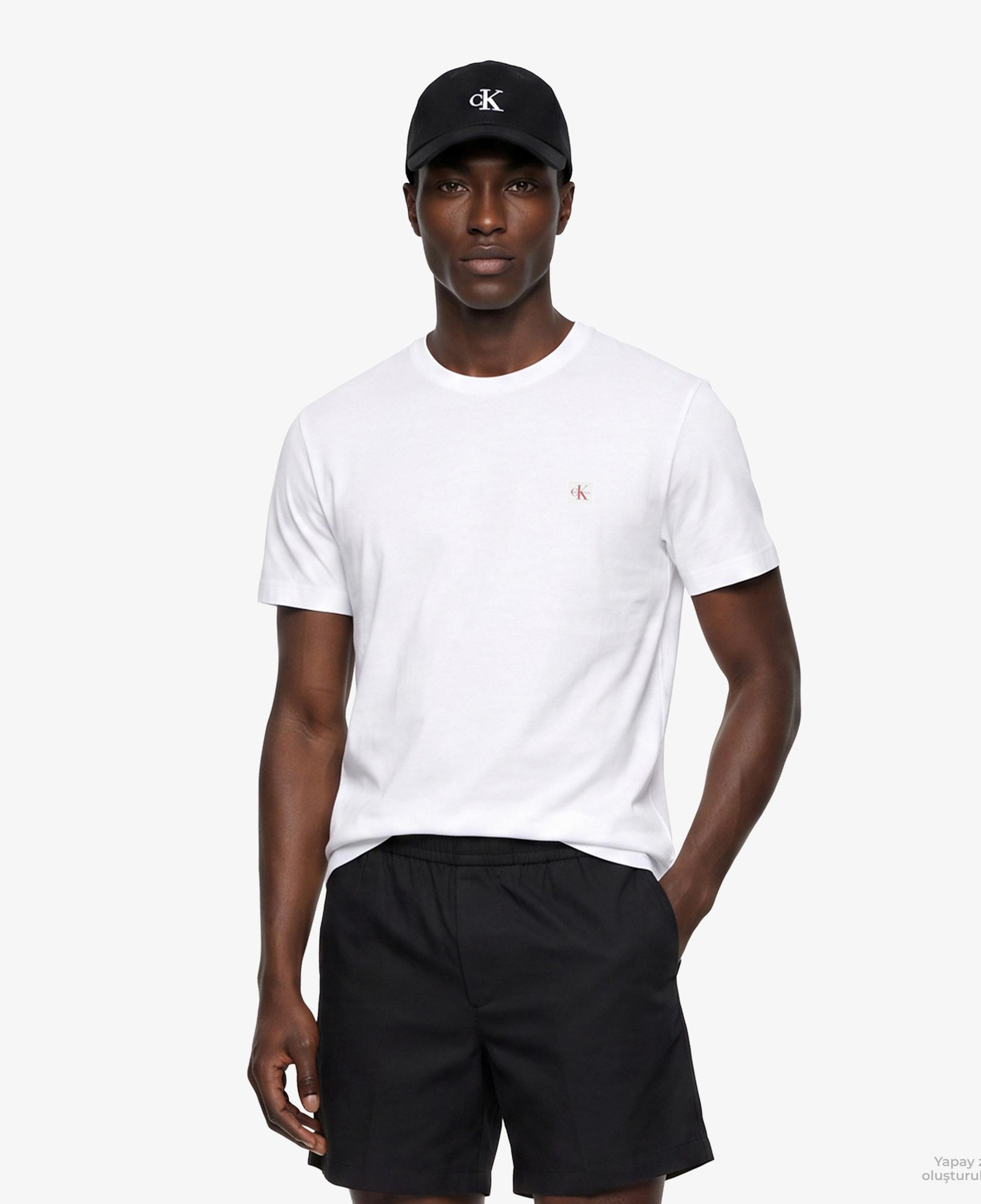 Calvin Klein Badge 30S Classic Erkek Beyaz T-Shirt