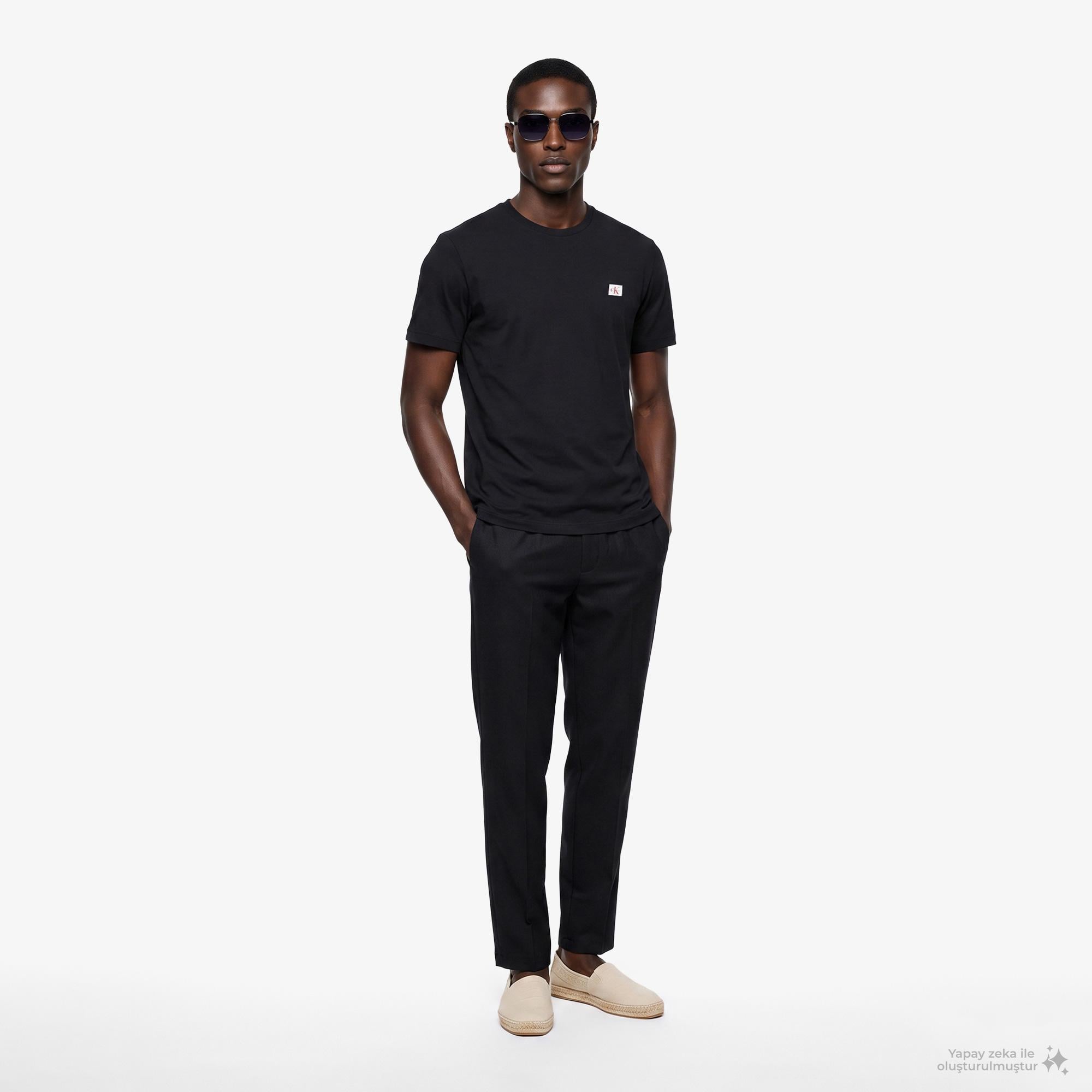 Calvin Klein Badge 30S Classic Erkek Siyah T-Shirt