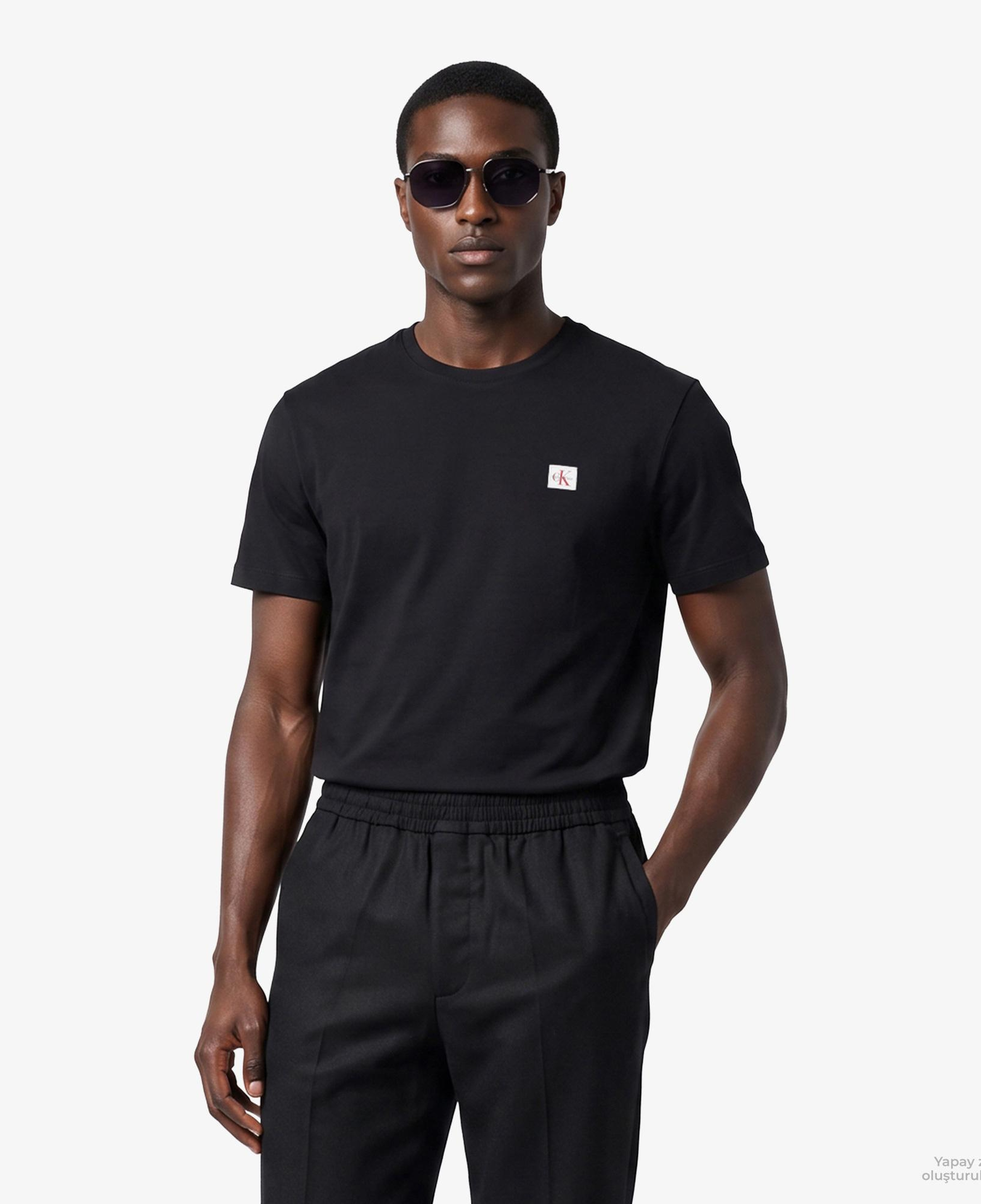 Calvin Klein Badge 30S Classic Erkek Siyah T-Shirt