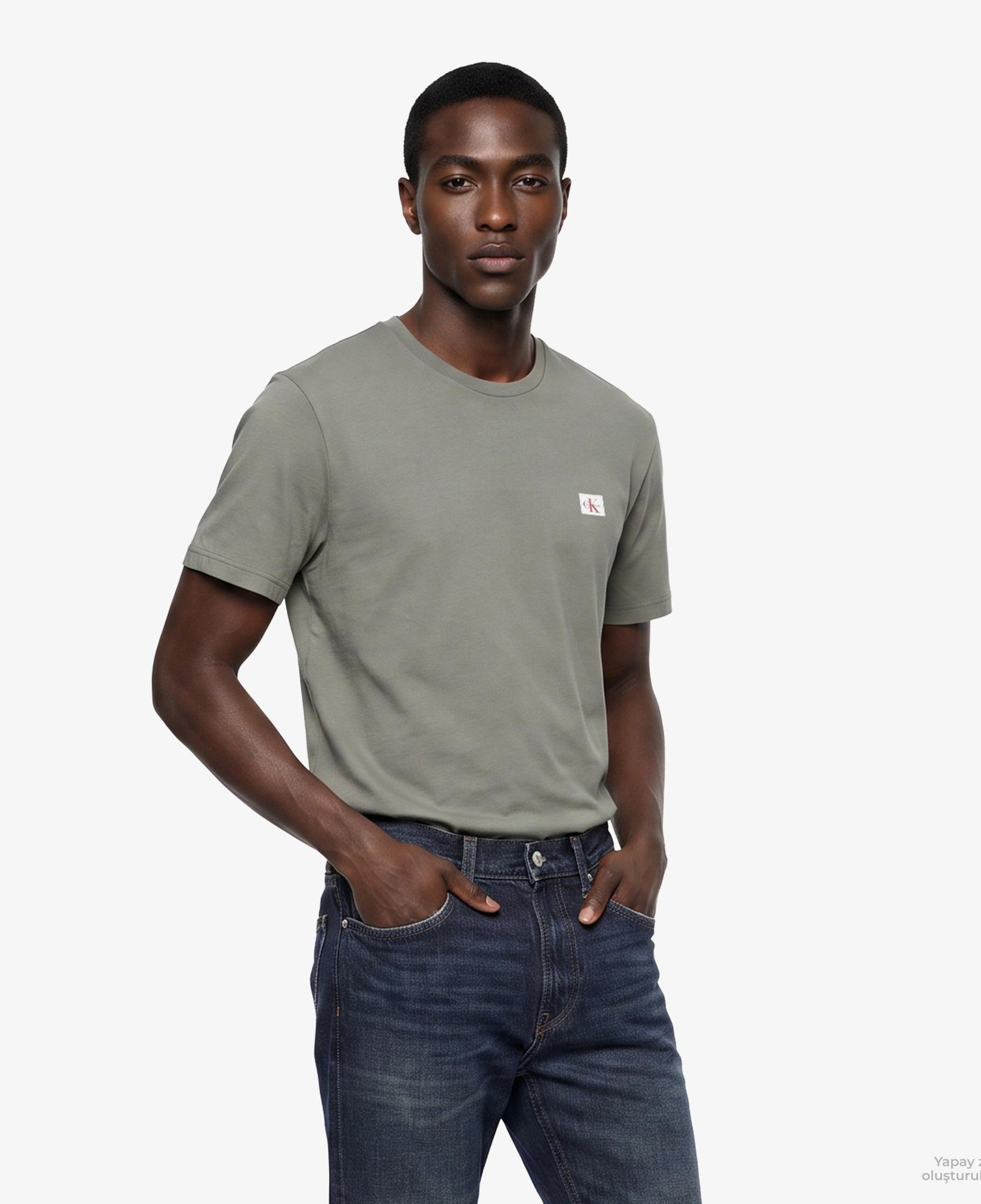 Calvin Klein Badge 30S Classic Erkek Bej T-Shirt