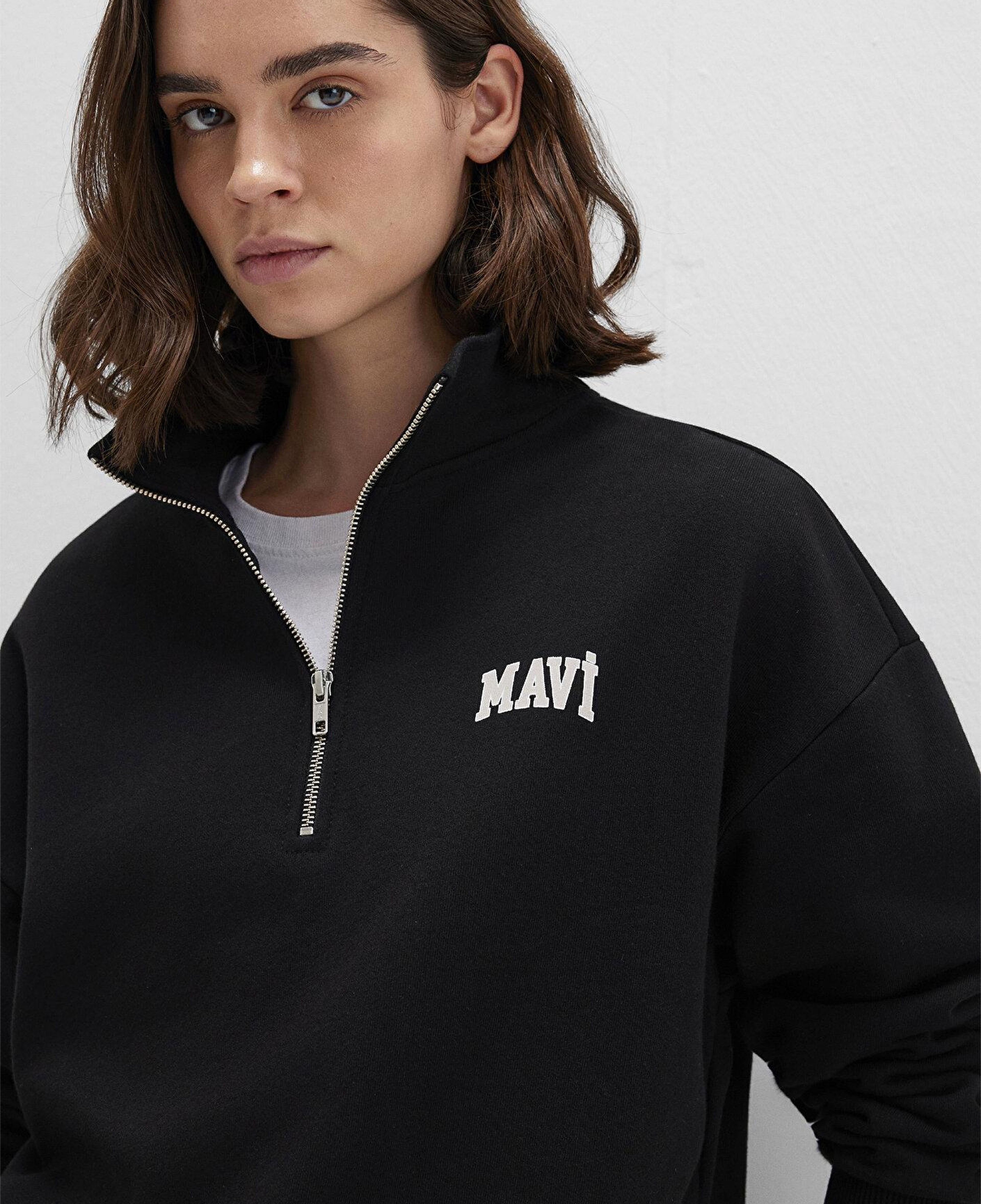 Mavi Mavi Logo Baskılı Yarı Fermuarlı Siyah Sweatshirt 1S10179-900